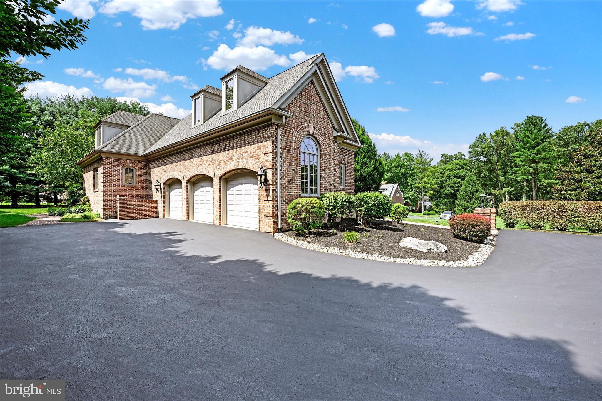 GLENANGUS - Residential