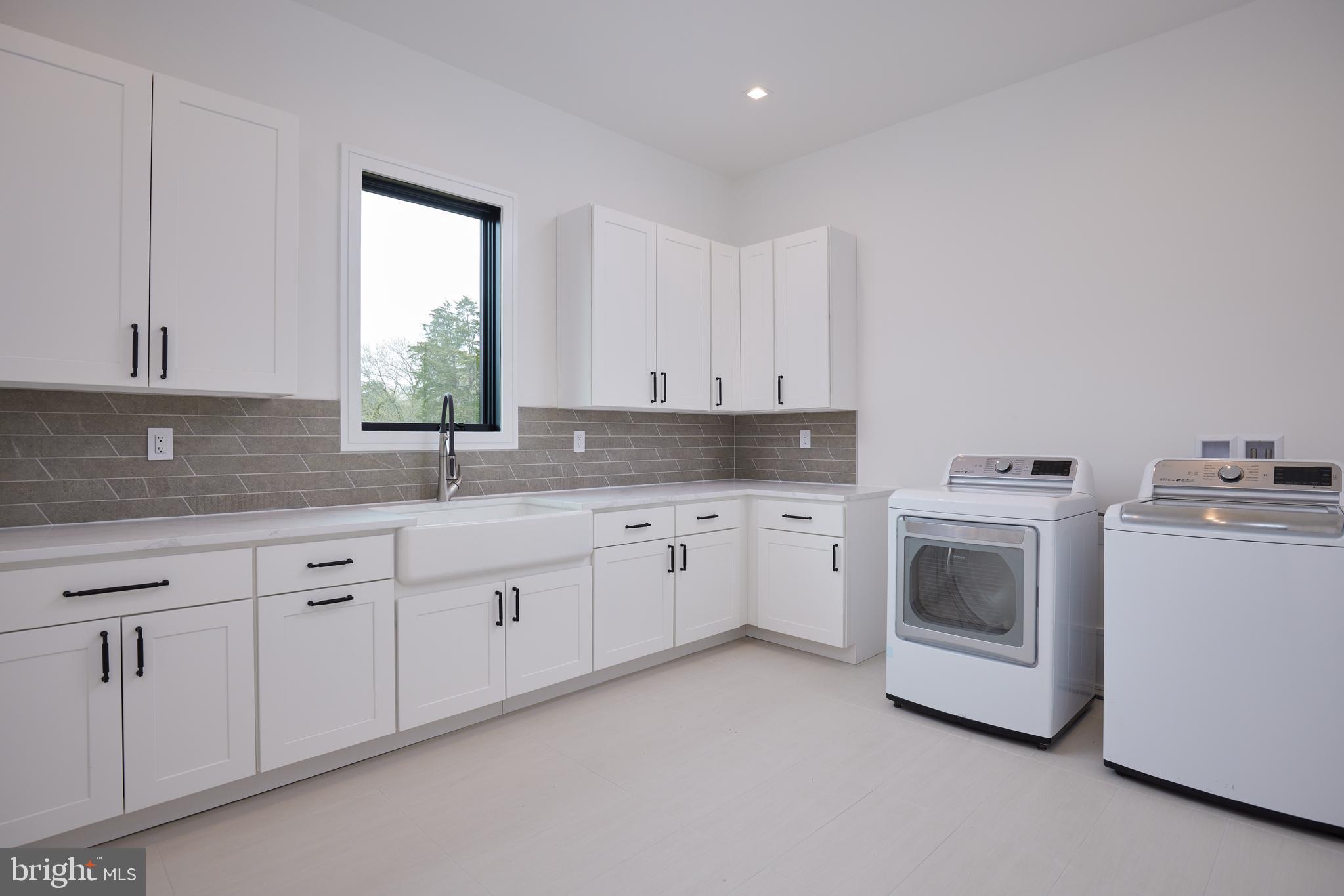 BRADLEY FARMS - Residential