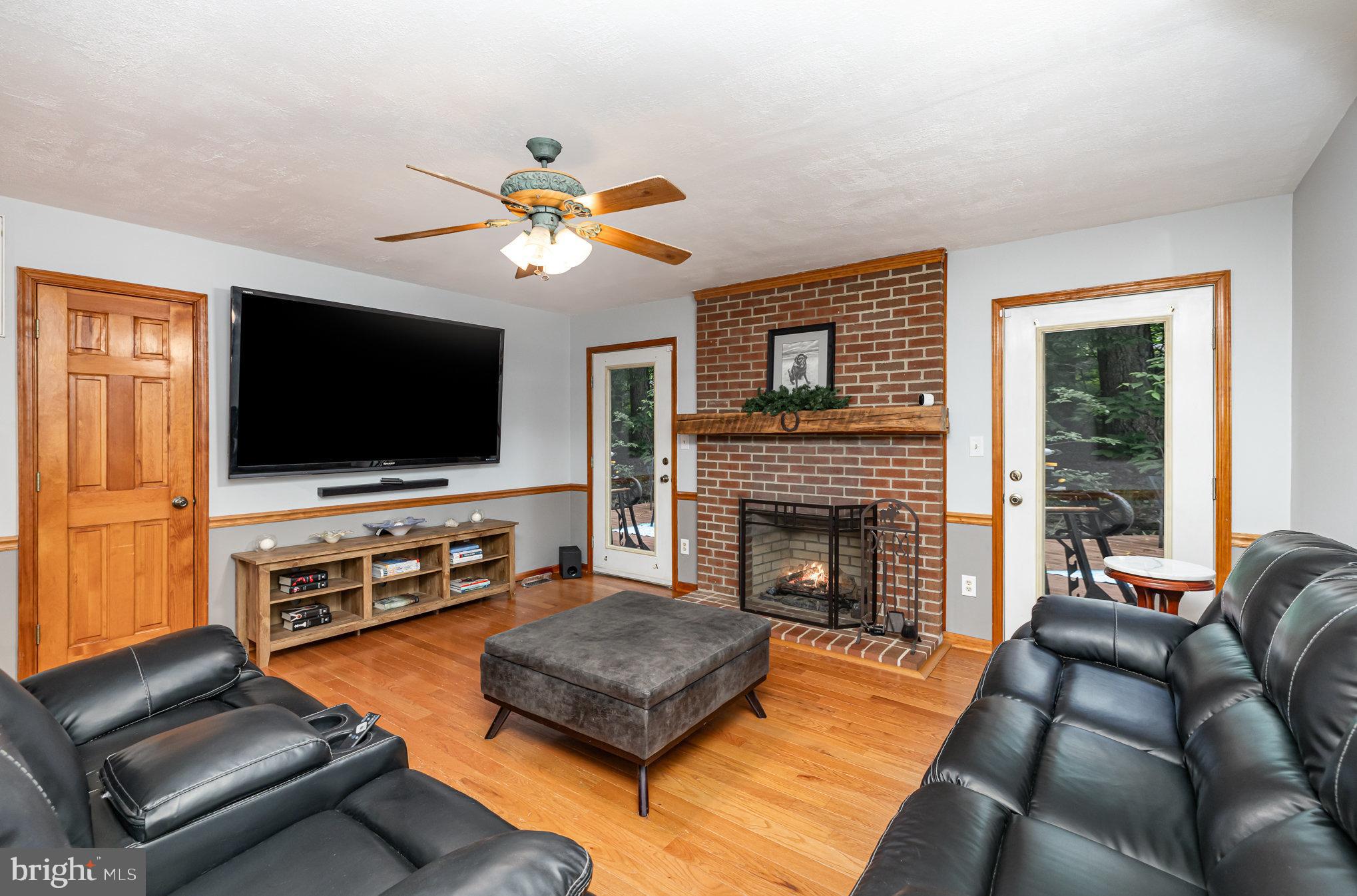 120 HARTWOOD MEADOWS DRIVE