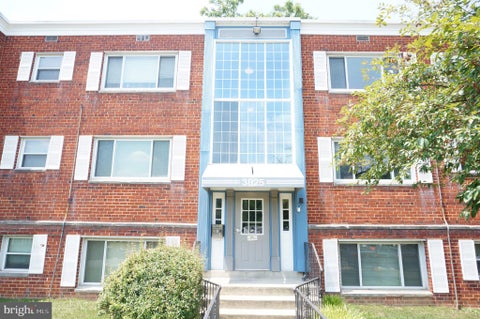 Condo For Sale - 3825 Hamilton Street #C-302<br/> HYATTSVILLE, MD 20781