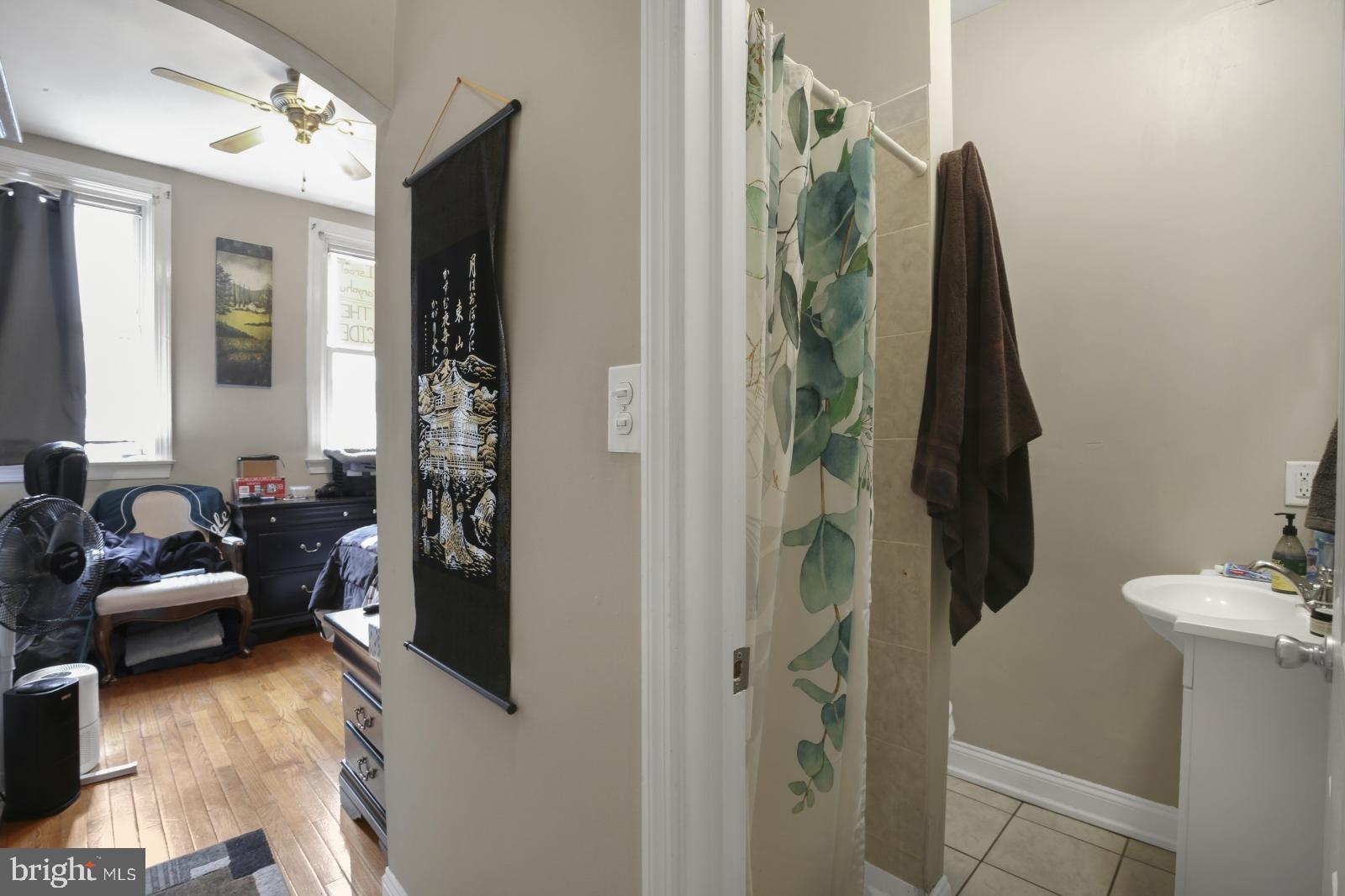 SPRING GARDEN - Residential Lease