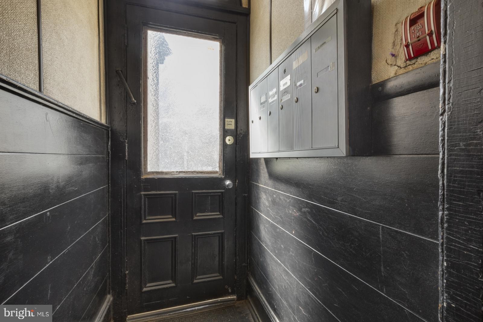 SPRING GARDEN - Residential Lease