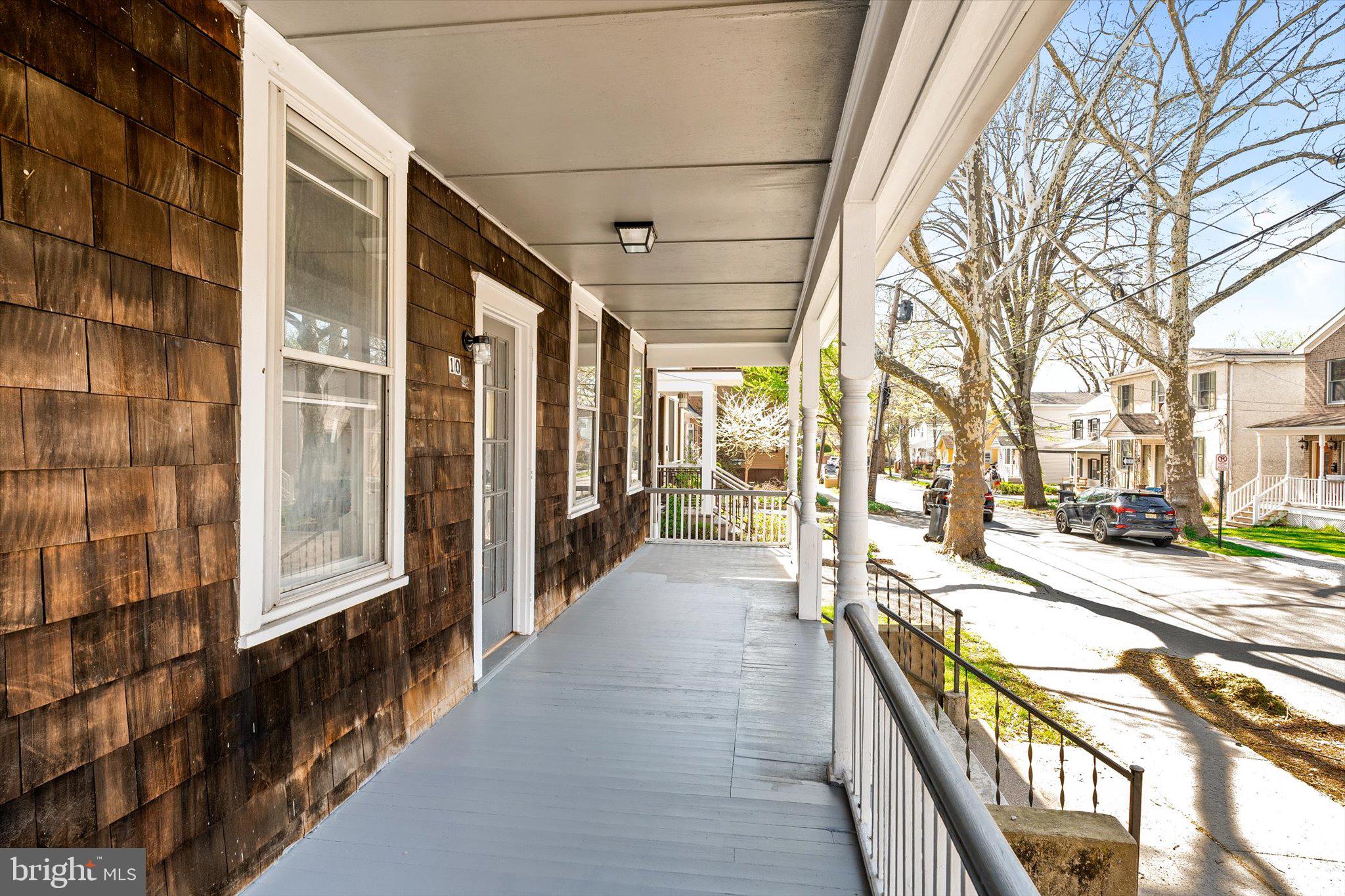 10 LYTLE STREET 3