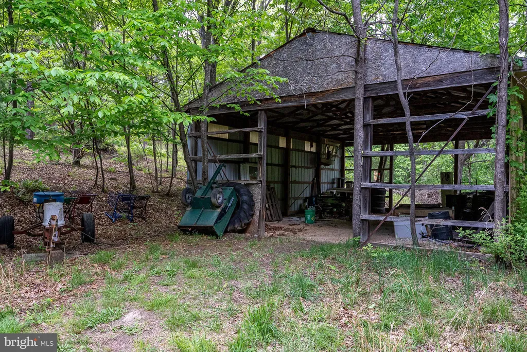Additional image 75 of 2598 Mountain View Road, Moorefield, WV 26836