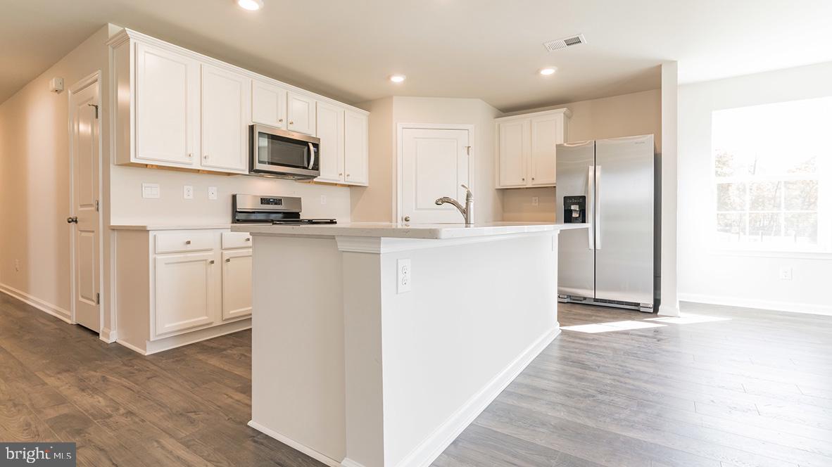 STRAWBERRY FIELDS - Residential