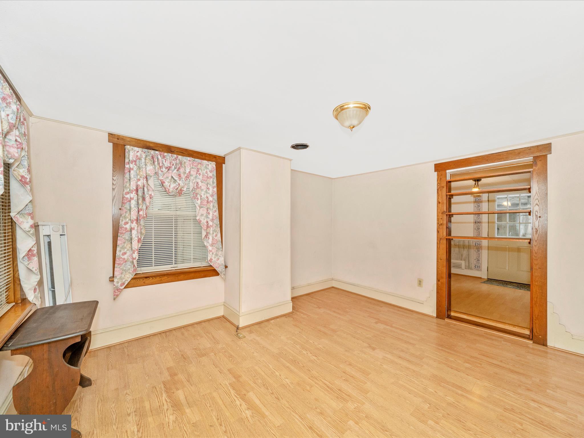 MIDDLETOWN - Residential