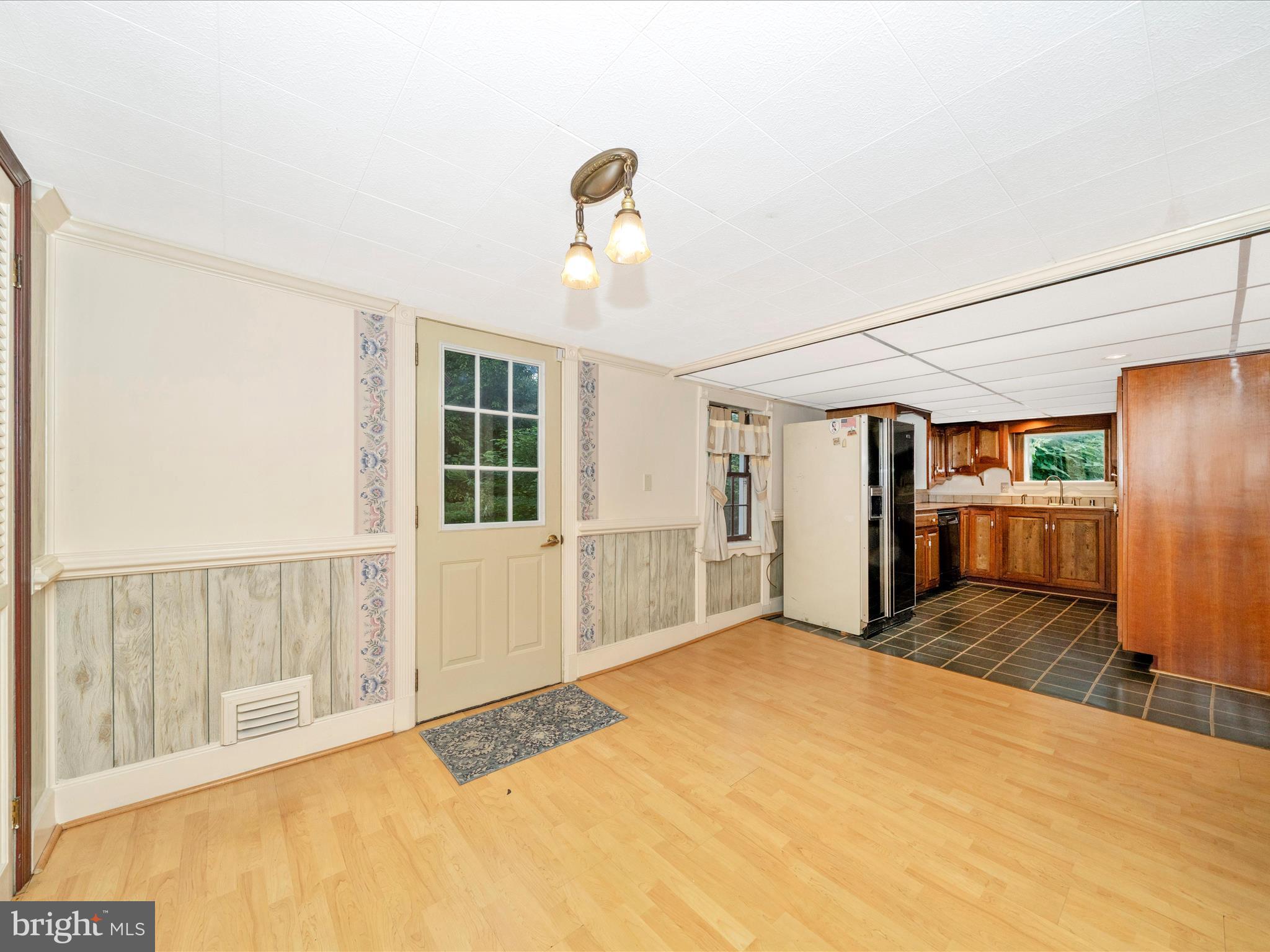 MIDDLETOWN - Residential