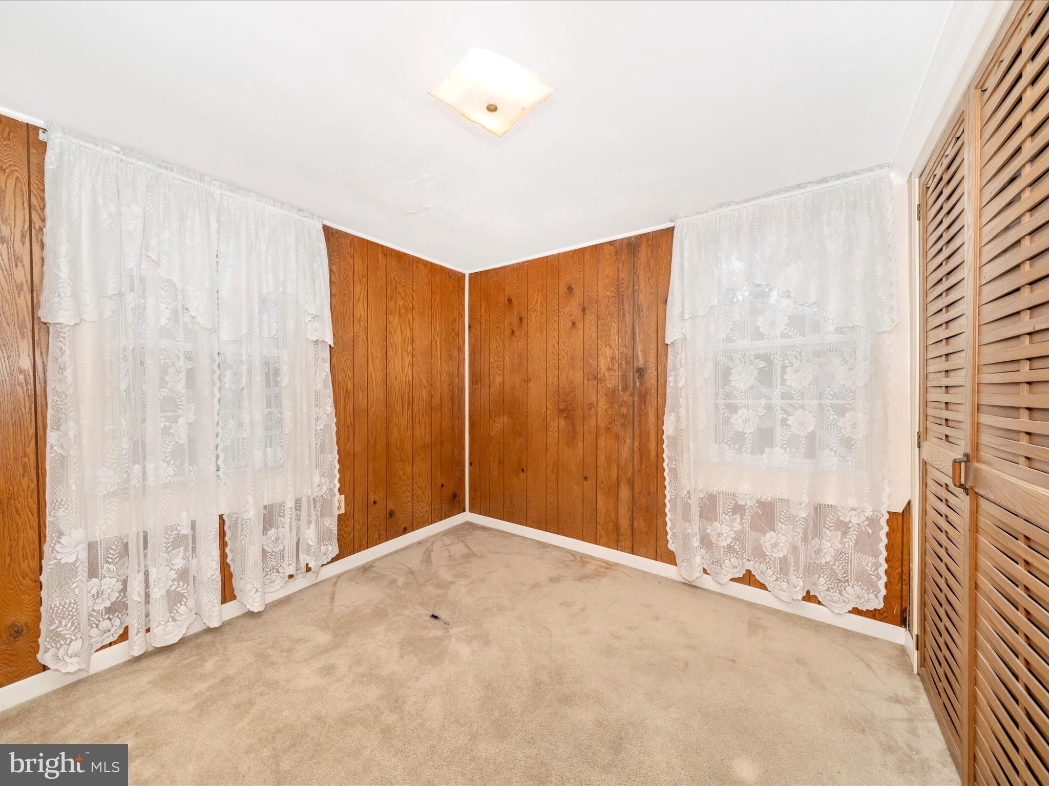 MIDDLETOWN - Residential