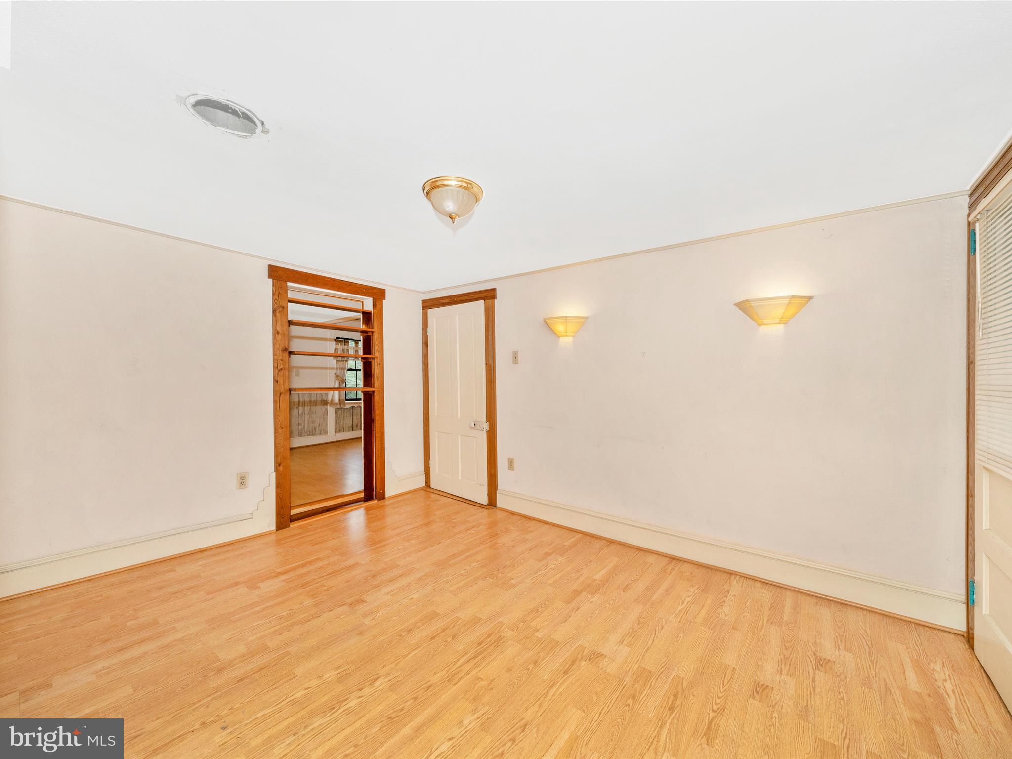 MIDDLETOWN - Residential