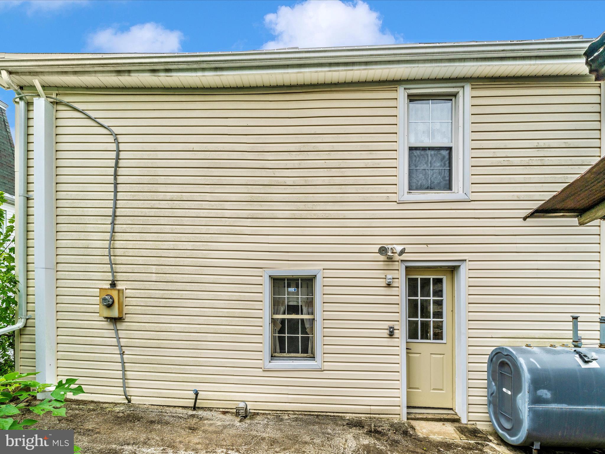 MIDDLETOWN - Residential