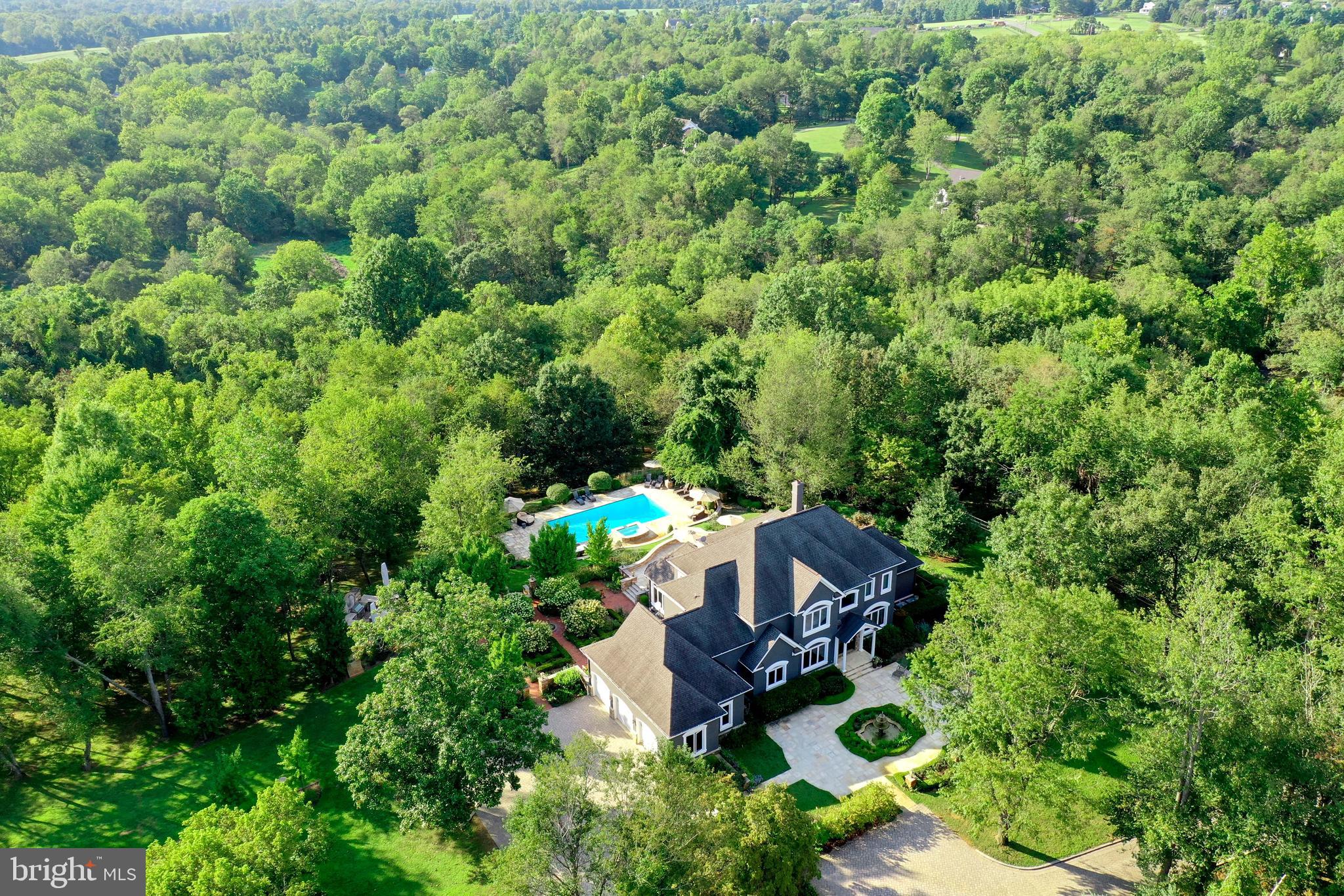 36789 SNICKERSVILLE TURNPIKE