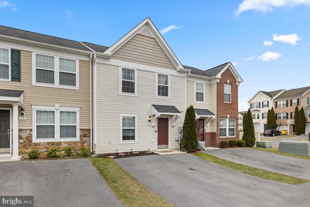 MANOR PARK - Residential