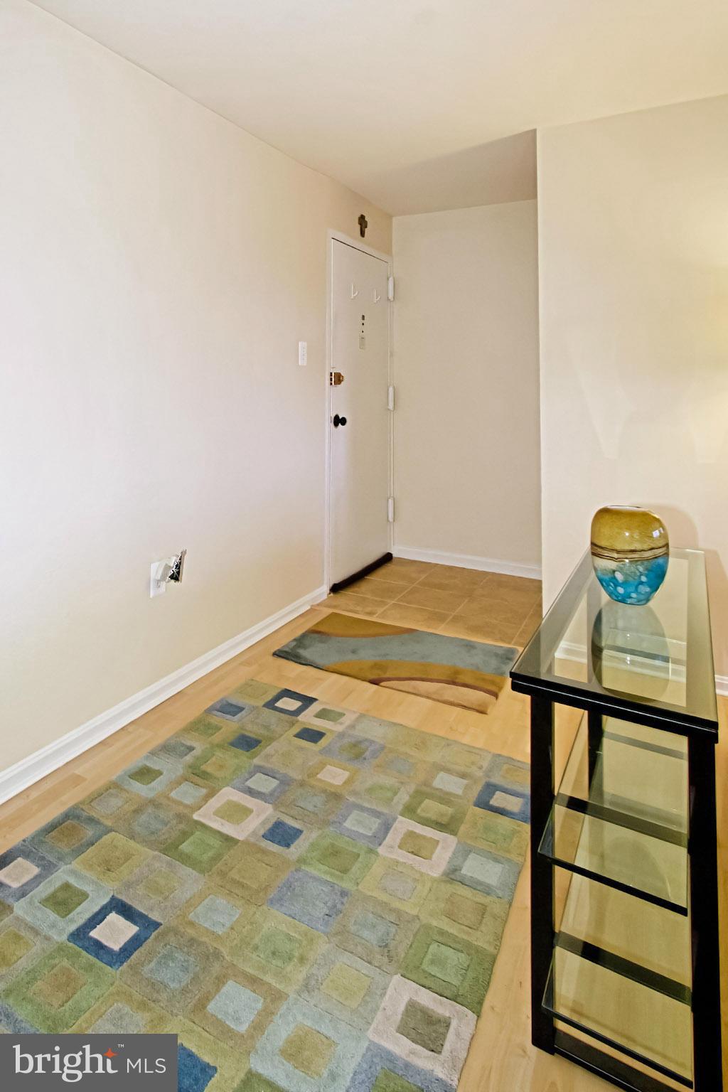 MAYFLOWER SQUARE - Residential