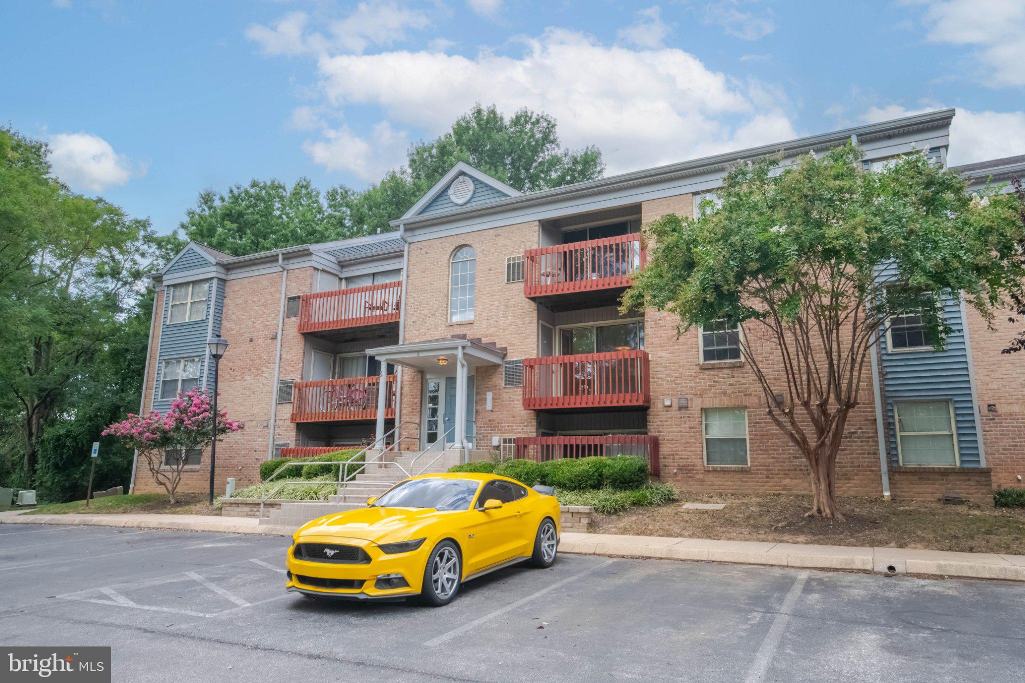 6 CEDAR VALLEY PLACE 204