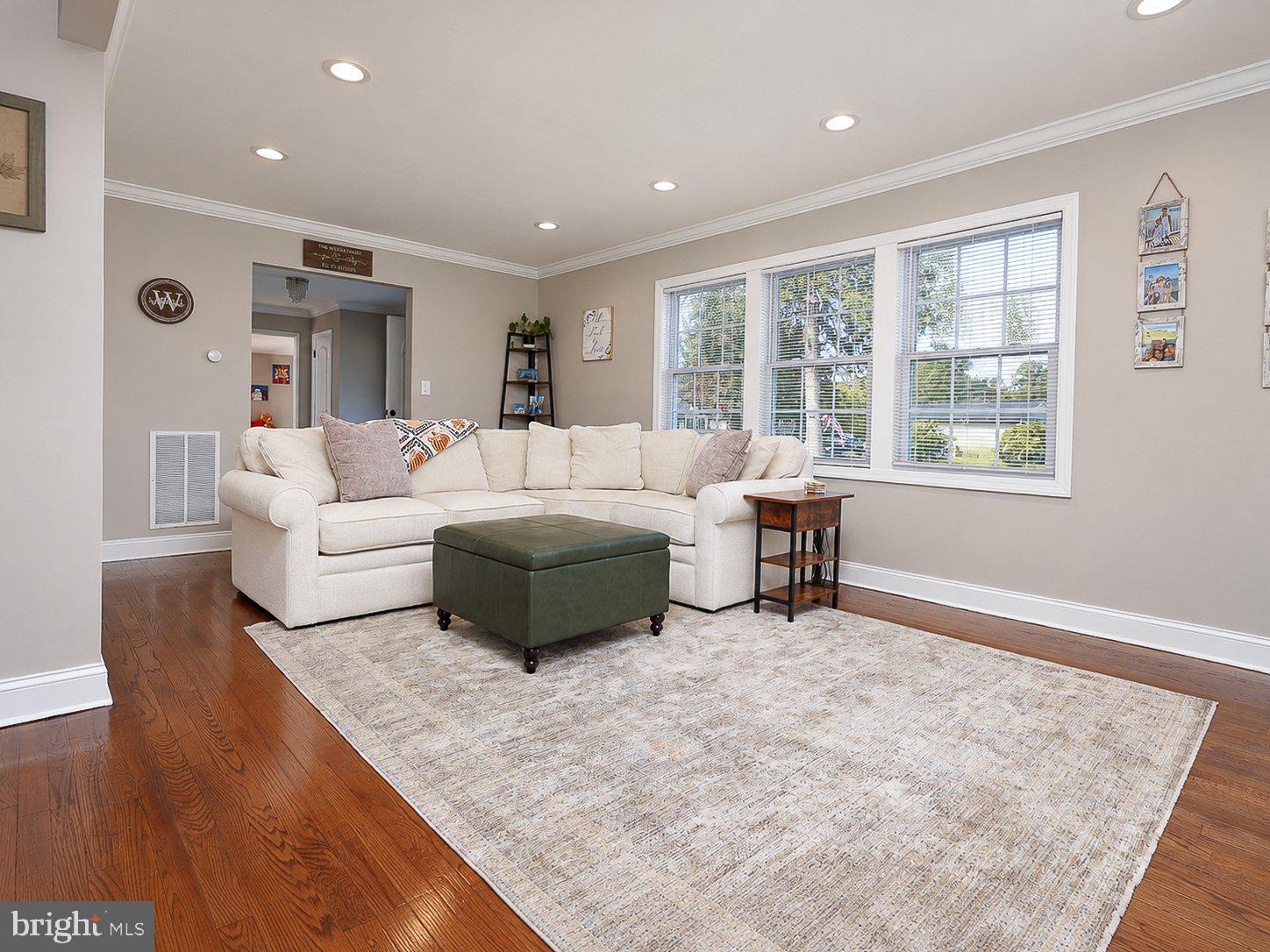 316 EVELYN AVENUE