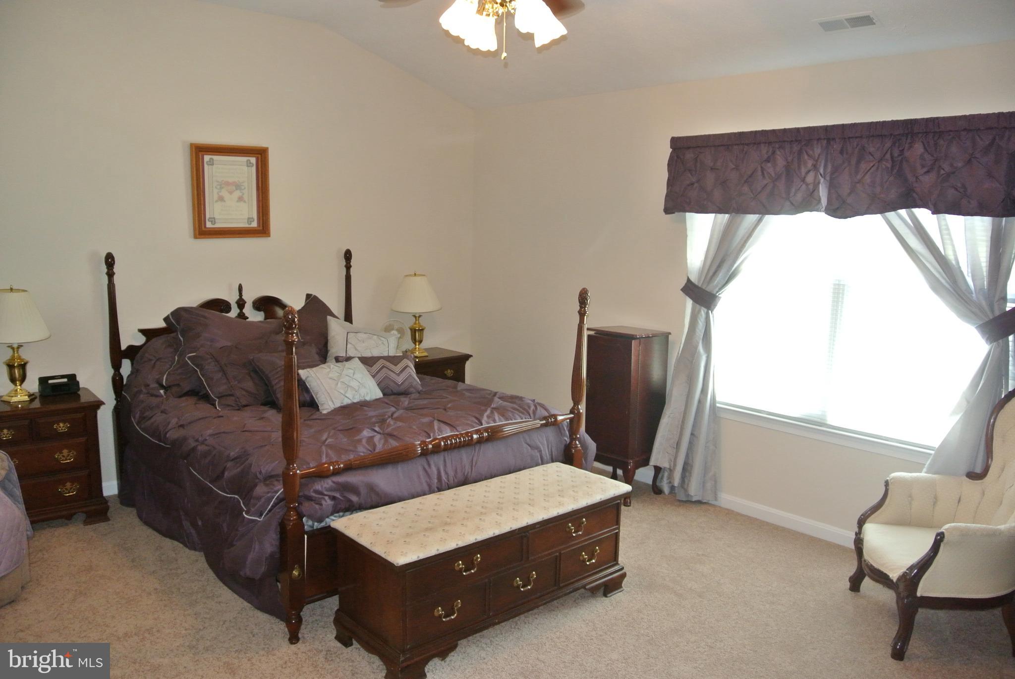 KINGS GRANT LA PLATA - Residential