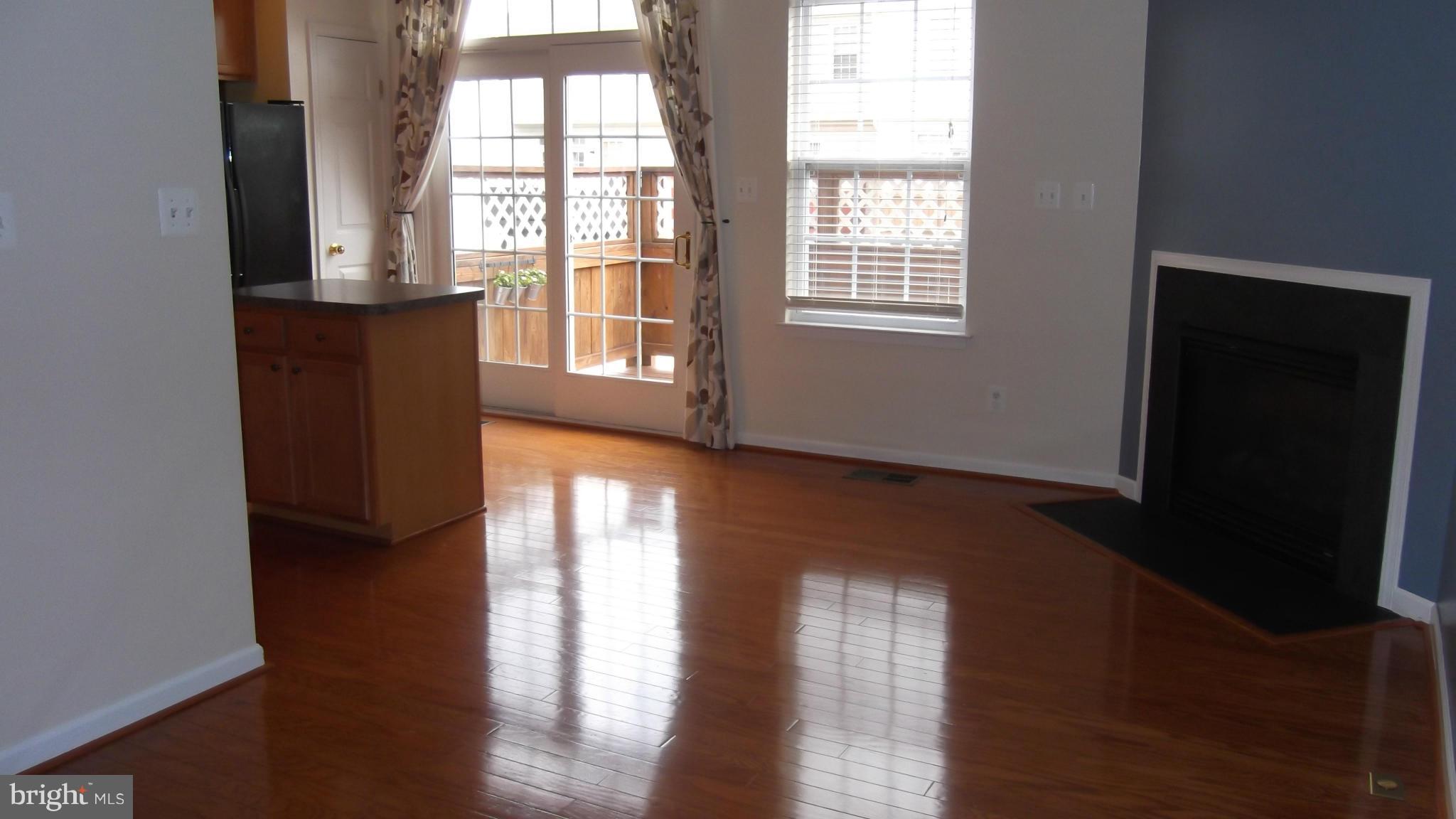 EAGLES LANDING AT WATERS EDGE - Residential