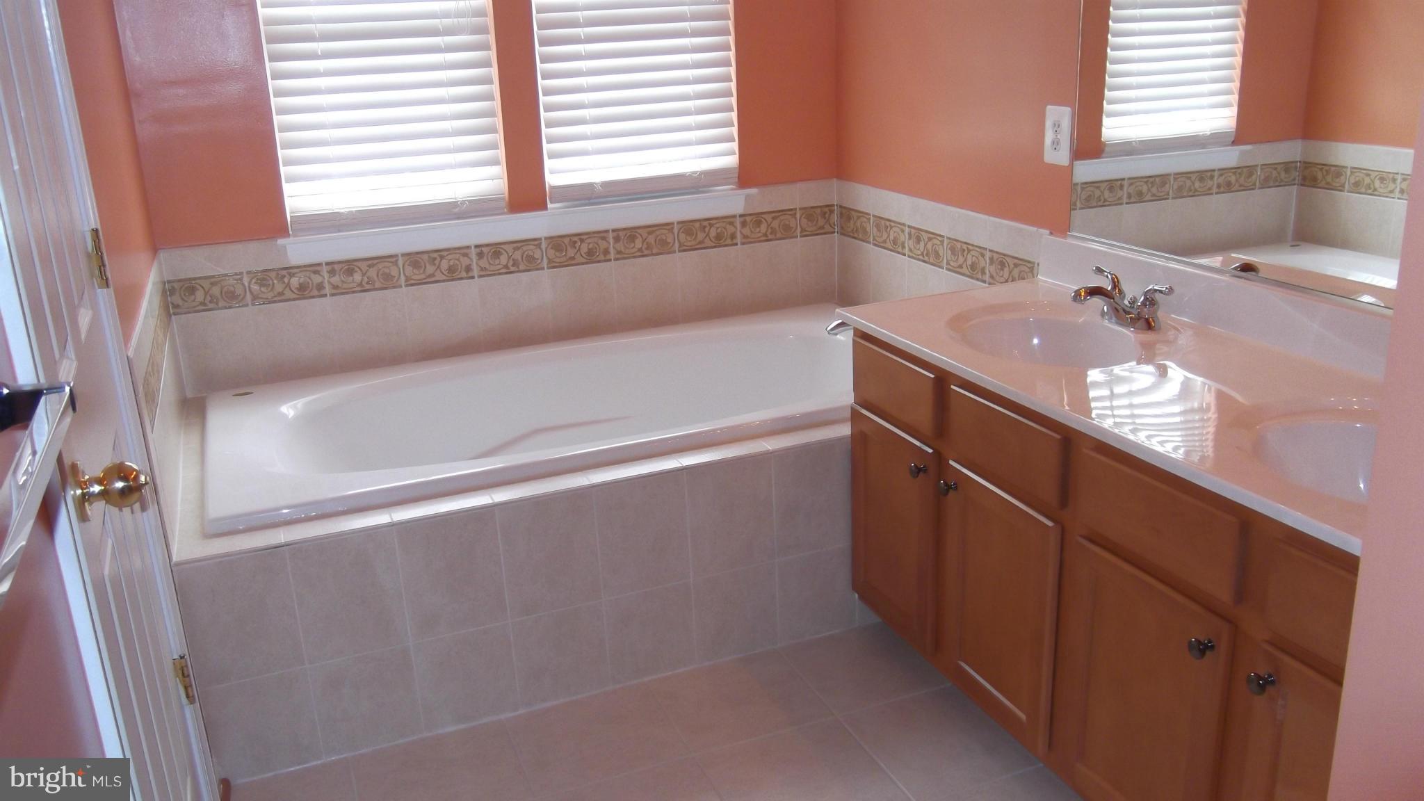 EAGLES LANDING AT WATERS EDGE - Residential