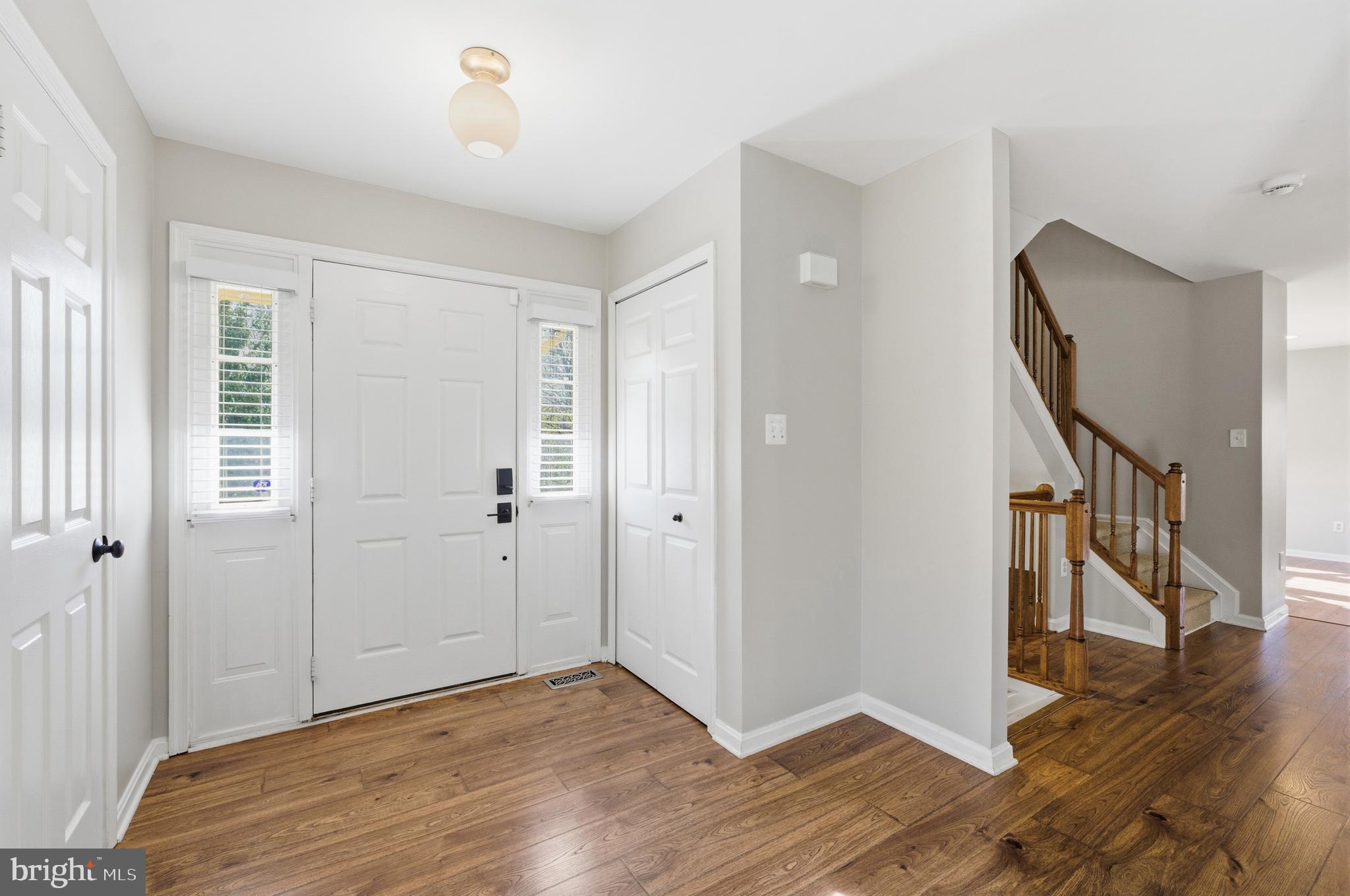 HUNTINGTON MANOR - Residential Lease