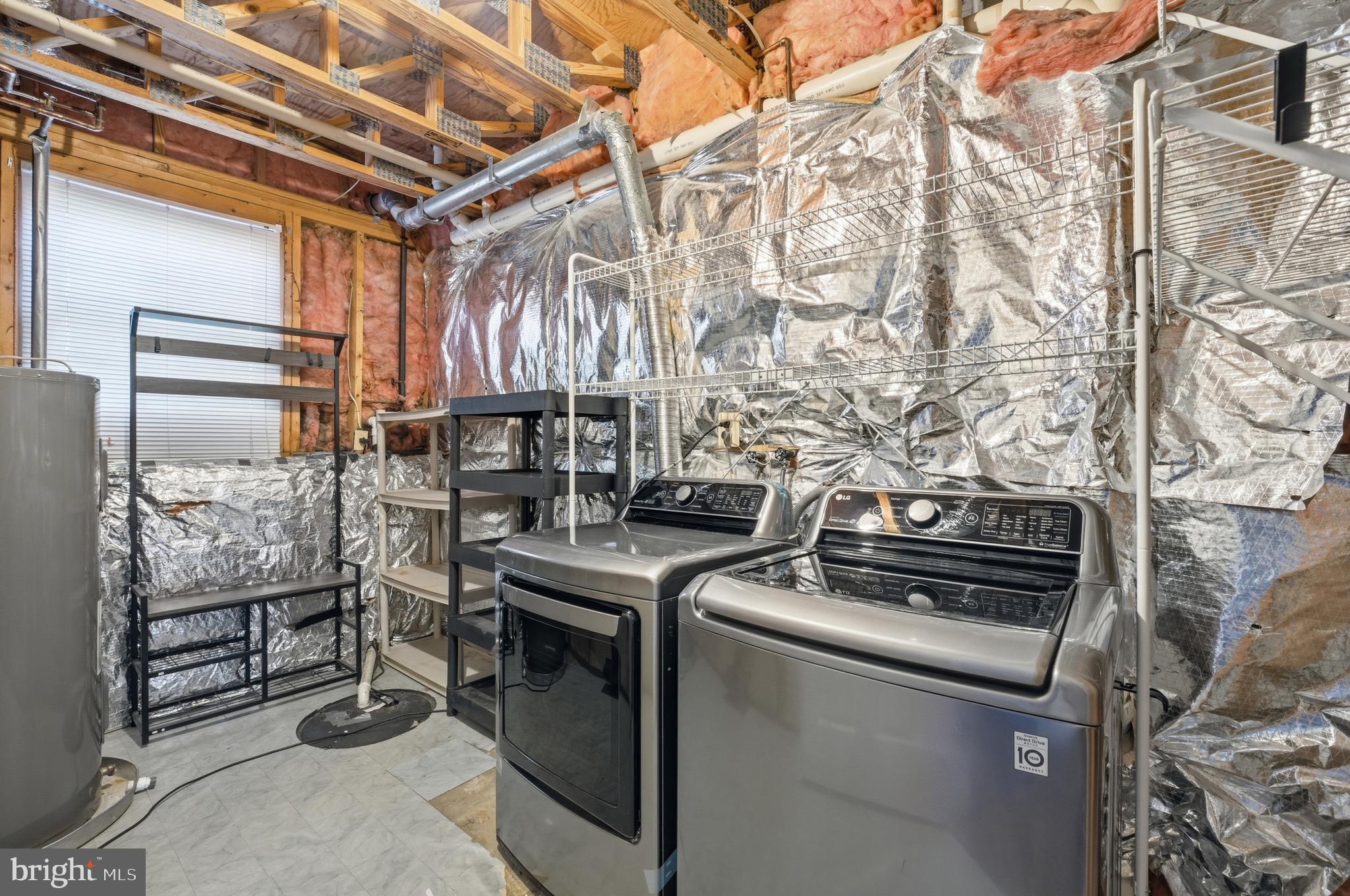 HUNTINGTON MANOR - Residential Lease