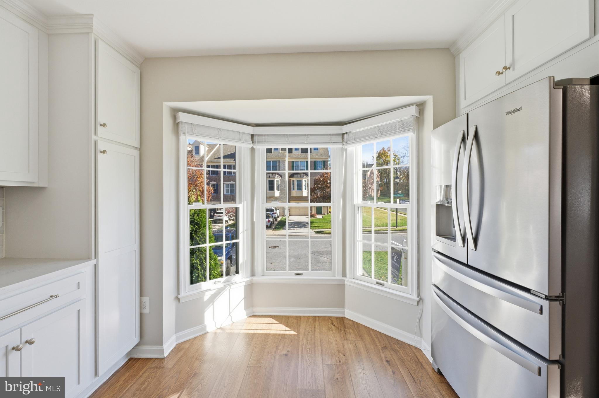 HUNTINGTON MANOR - Residential Lease