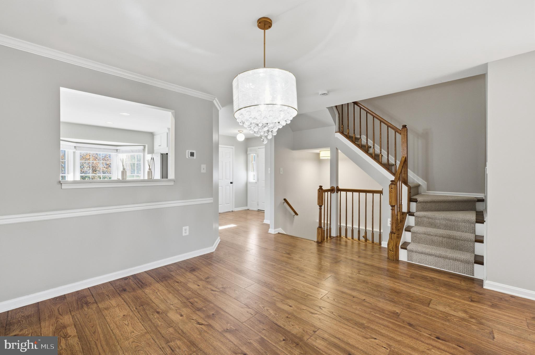 HUNTINGTON MANOR - Residential Lease