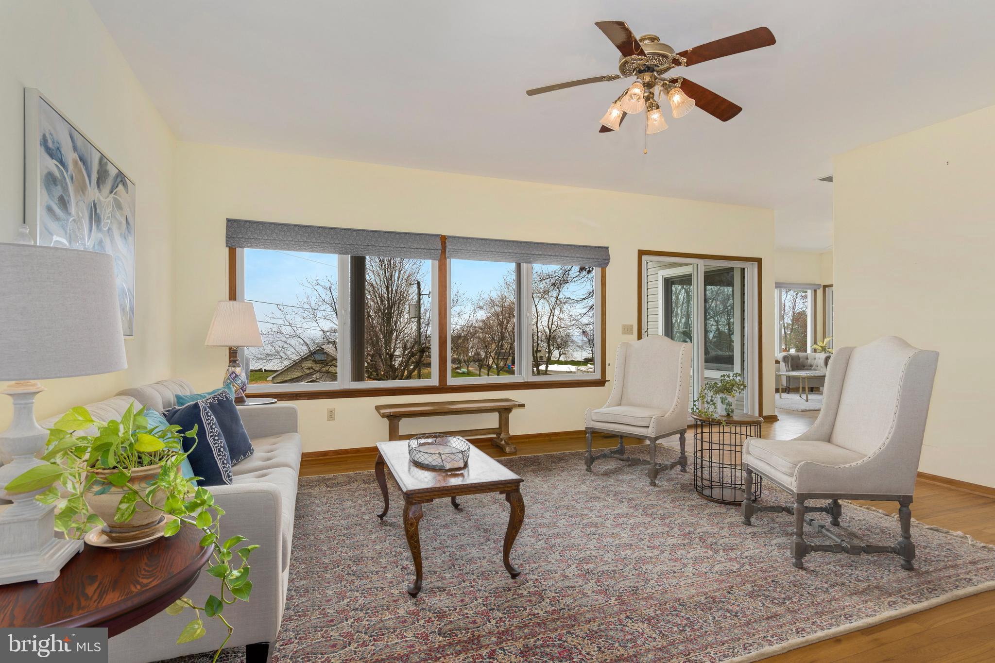 LOVE POINT - Residential