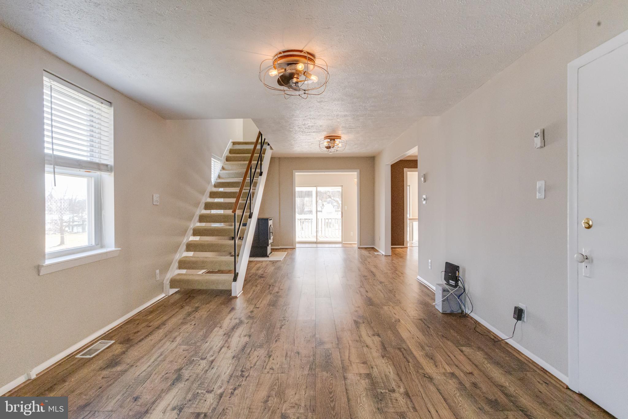 BOWLEYS QUARTERS - Residential