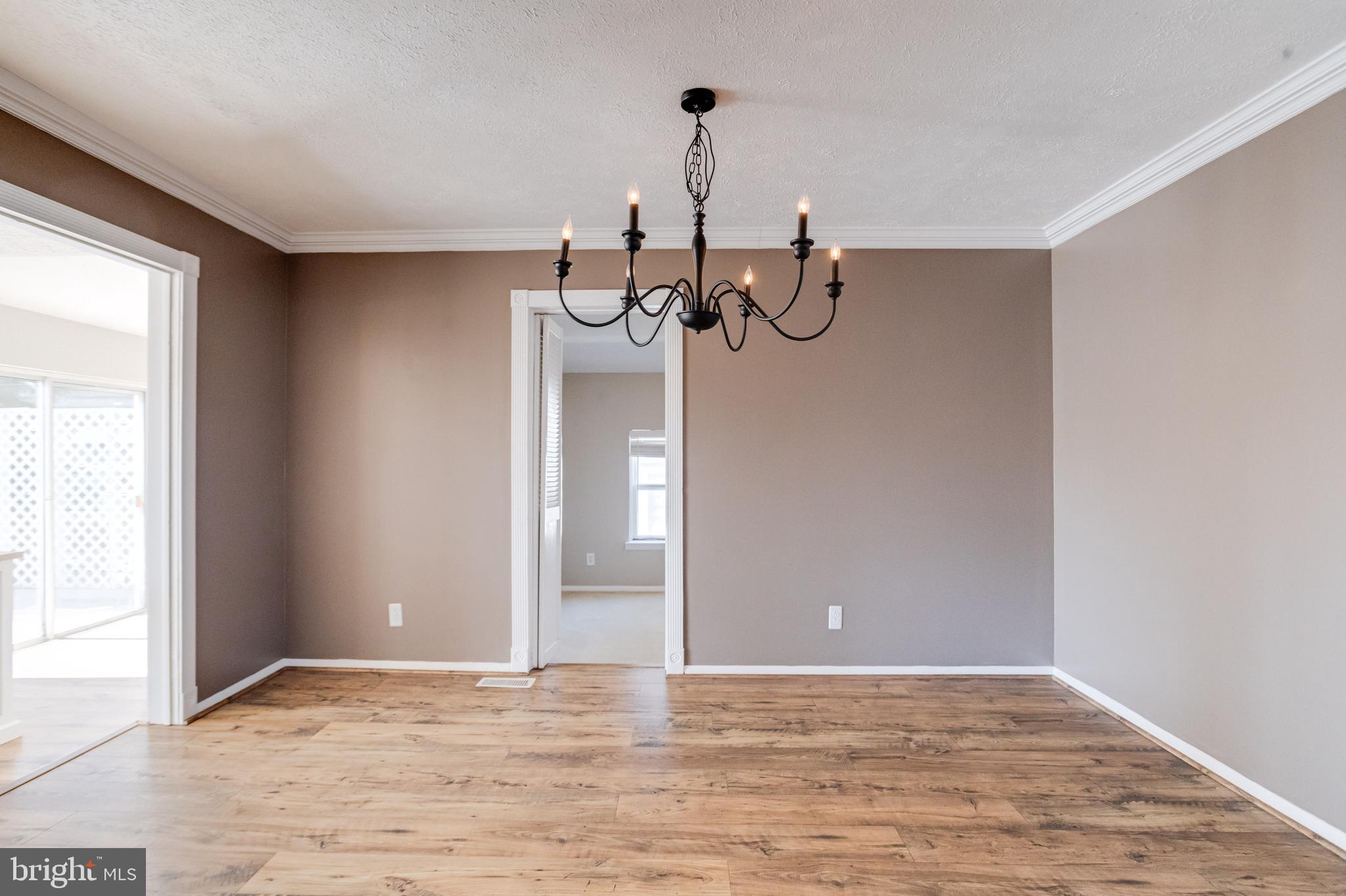 BOWLEYS QUARTERS - Residential