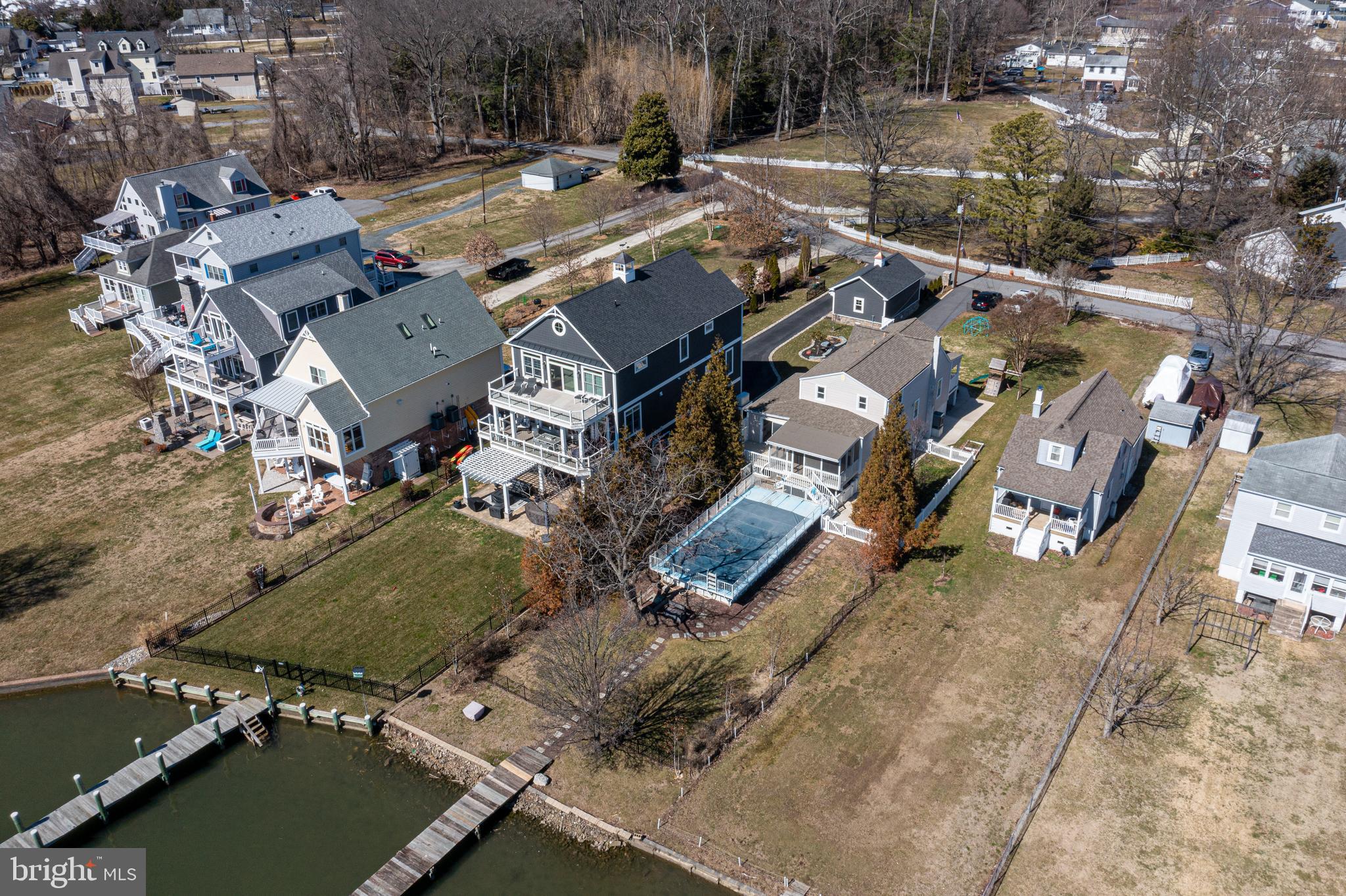 BOWLEYS QUARTERS - Residential