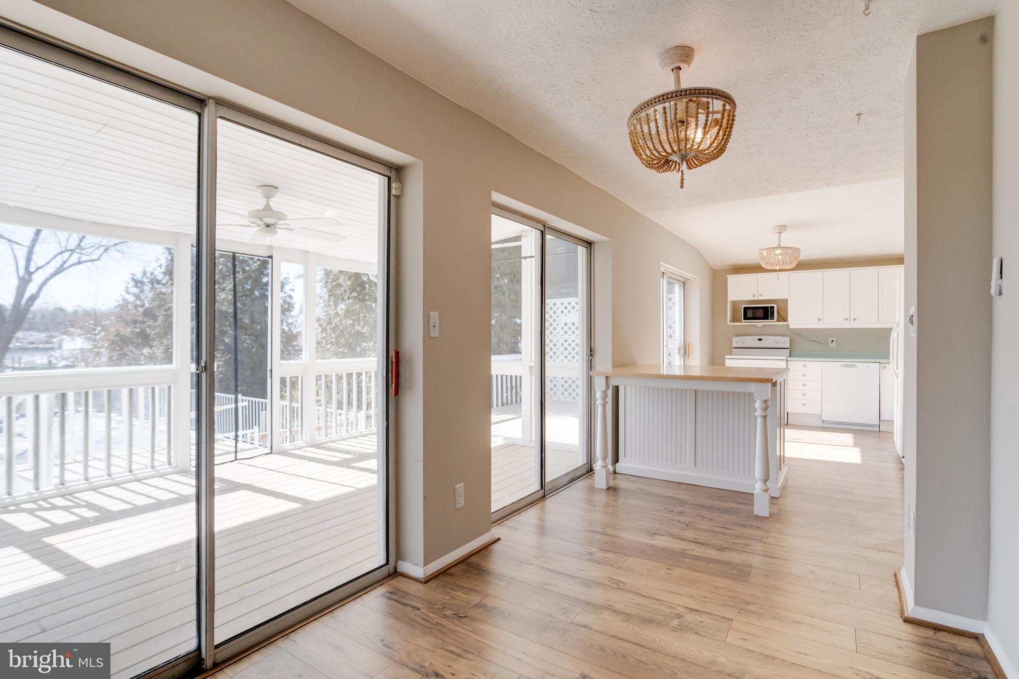 BOWLEYS QUARTERS - Residential