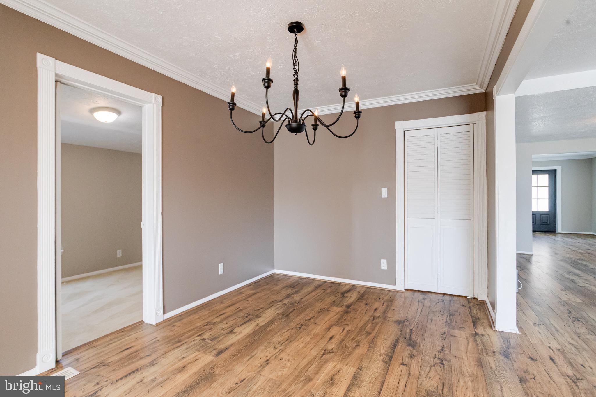 BOWLEYS QUARTERS - Residential