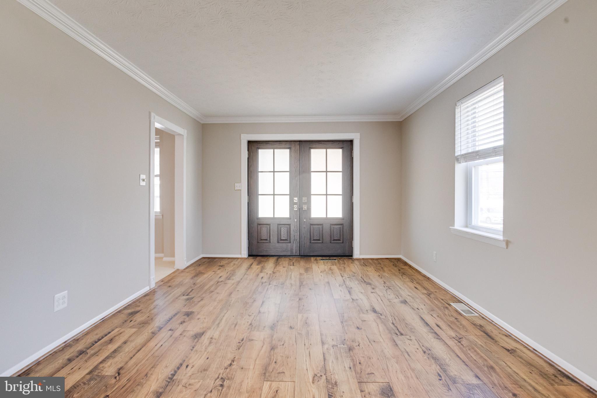 BOWLEYS QUARTERS - Residential