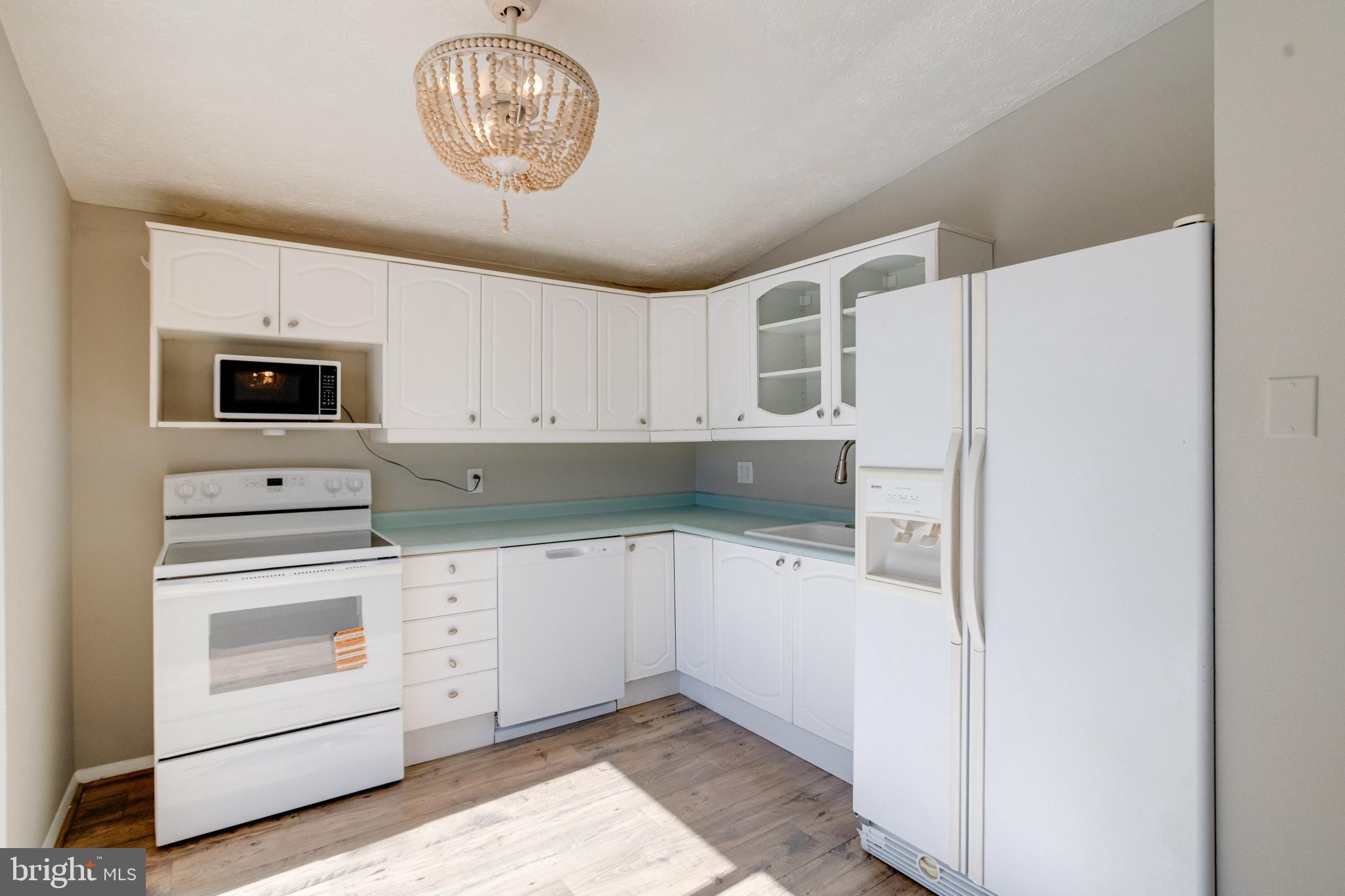 BOWLEYS QUARTERS - Residential