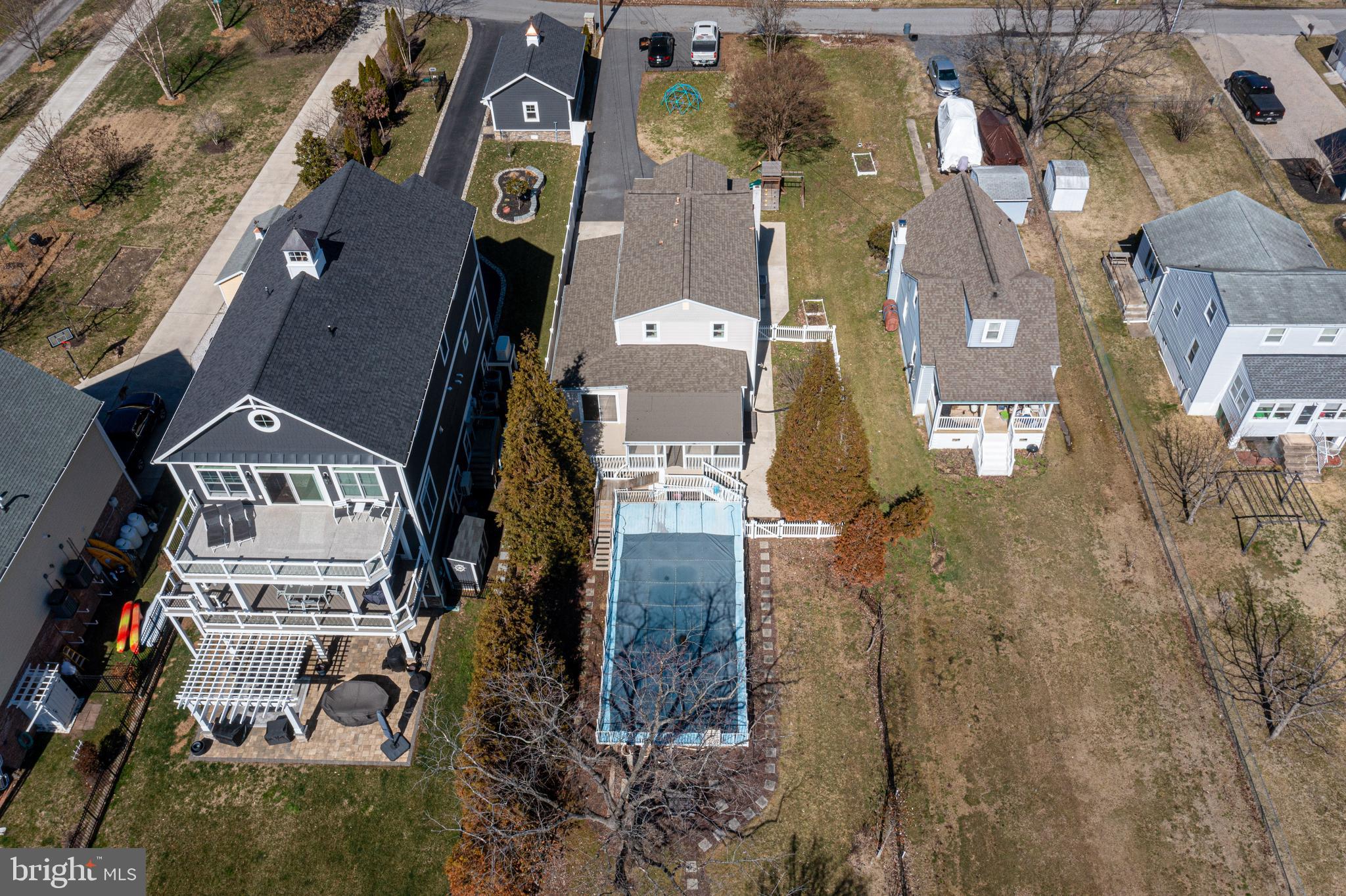 BOWLEYS QUARTERS - Residential