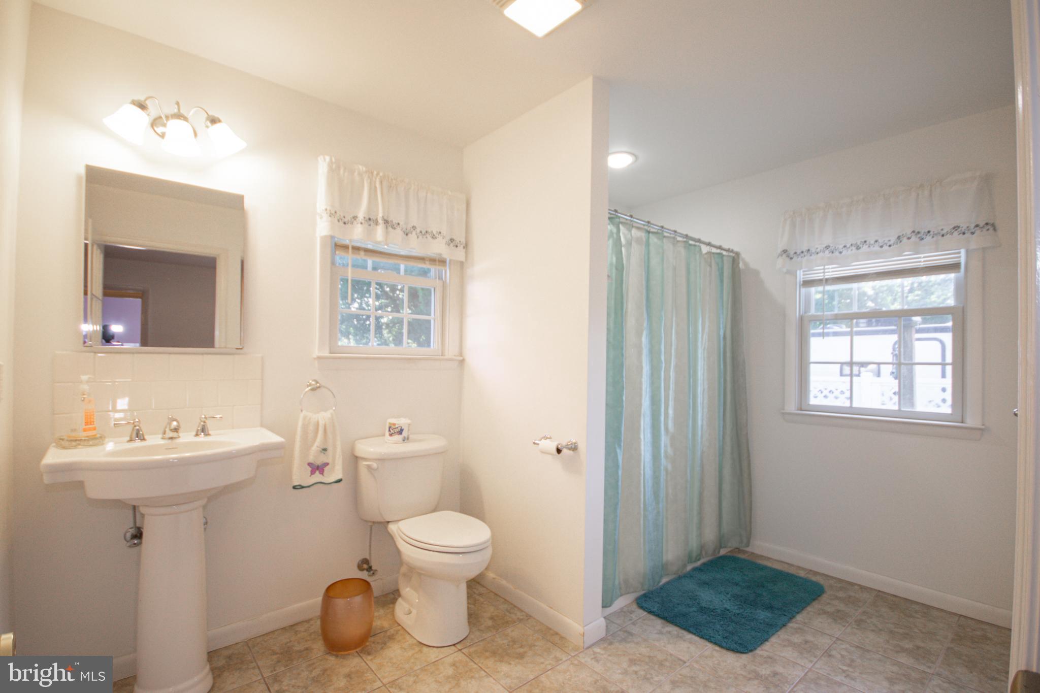 COULBOURN MANOR - Residential