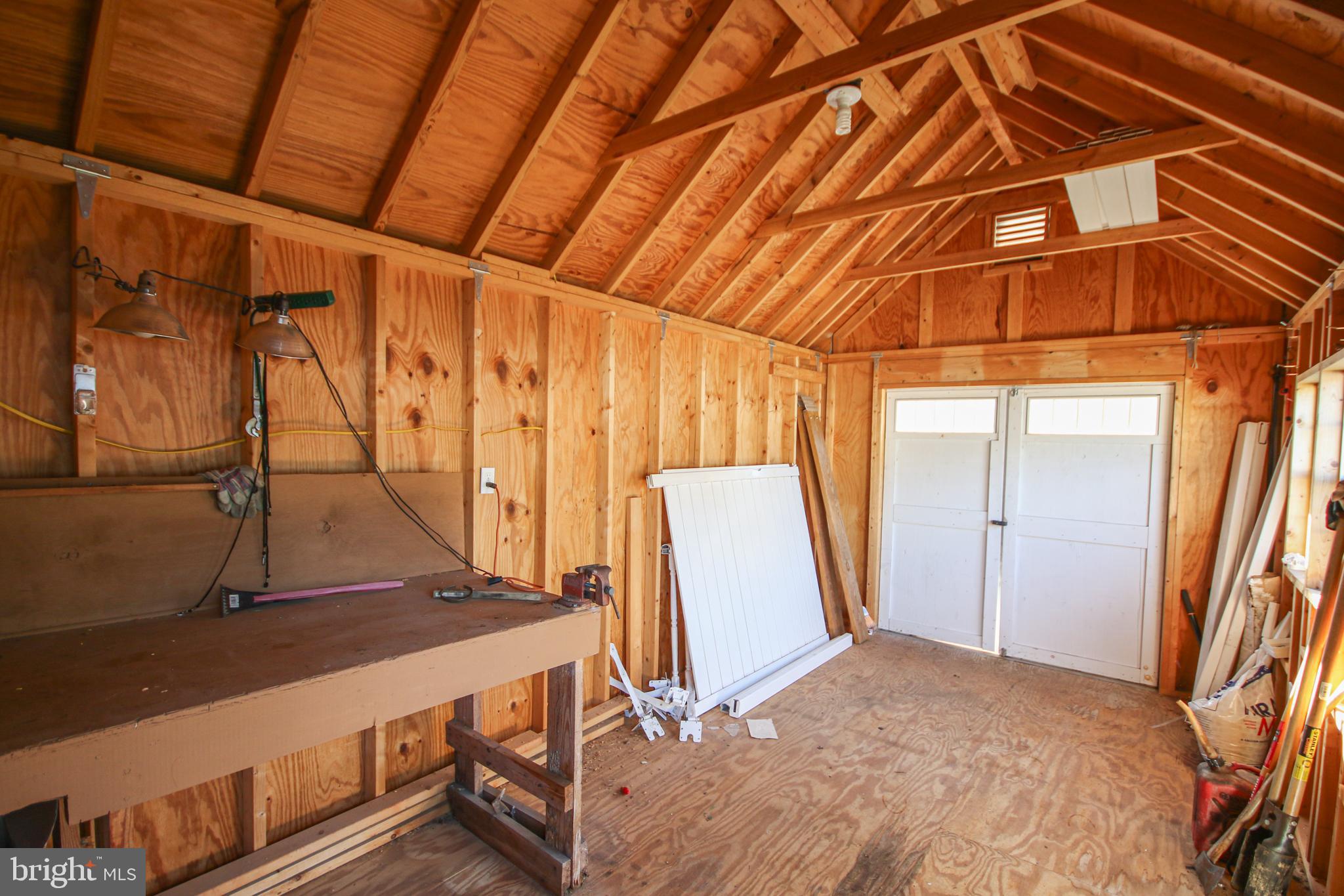 COULBOURN MANOR - Residential