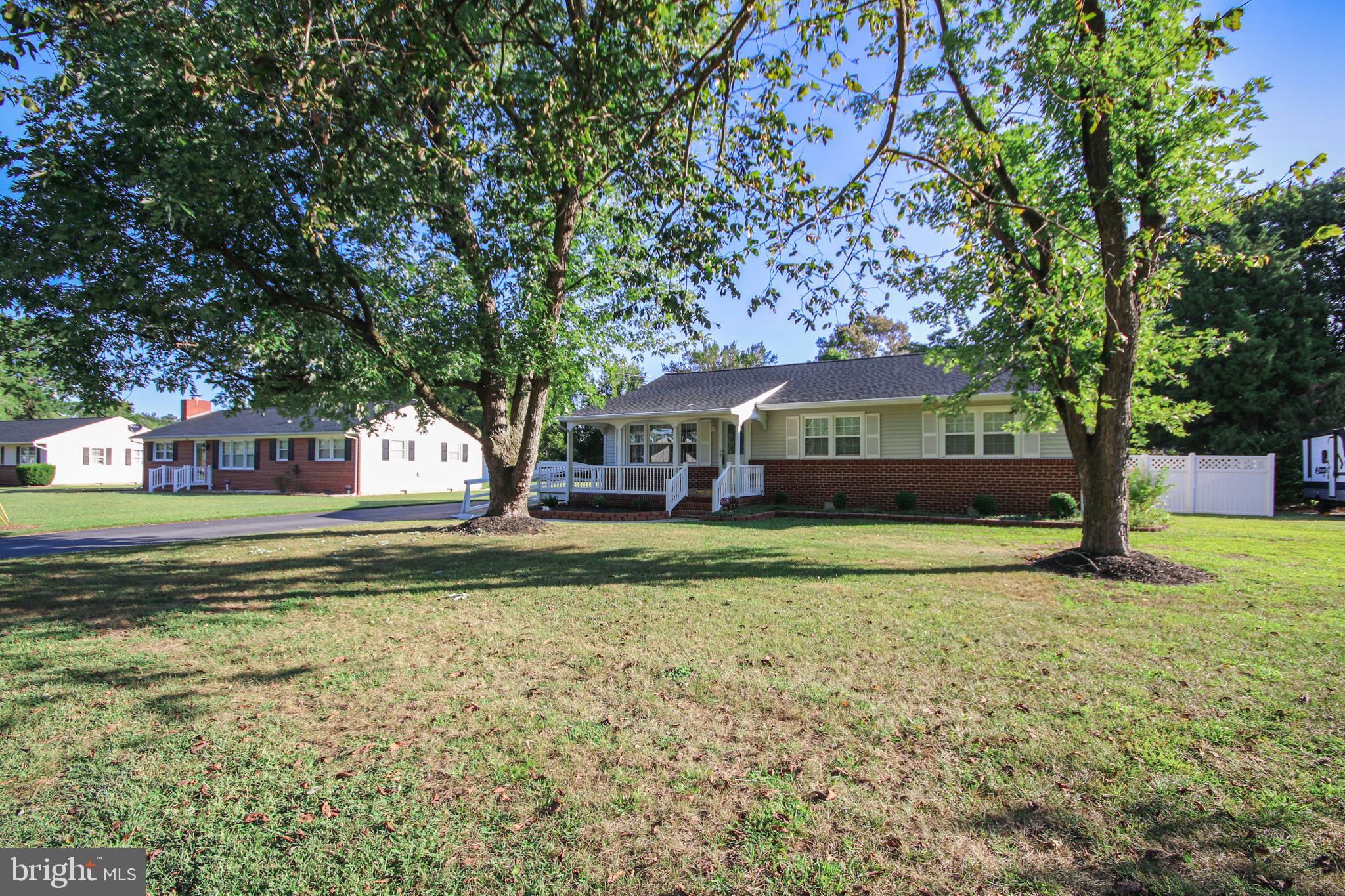 COULBOURN MANOR - Residential