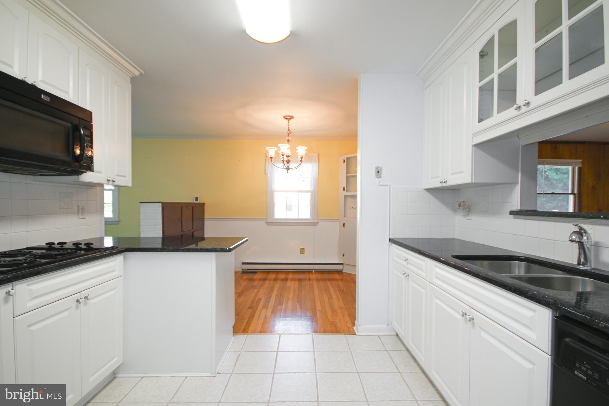 COULBOURN MANOR - Residential