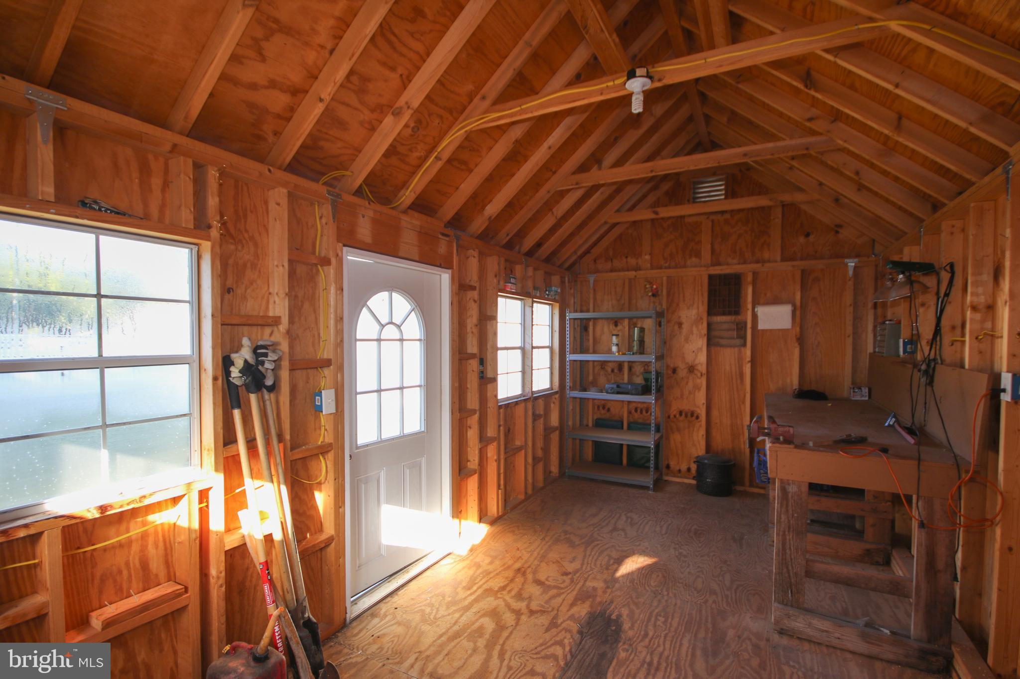 COULBOURN MANOR - Residential