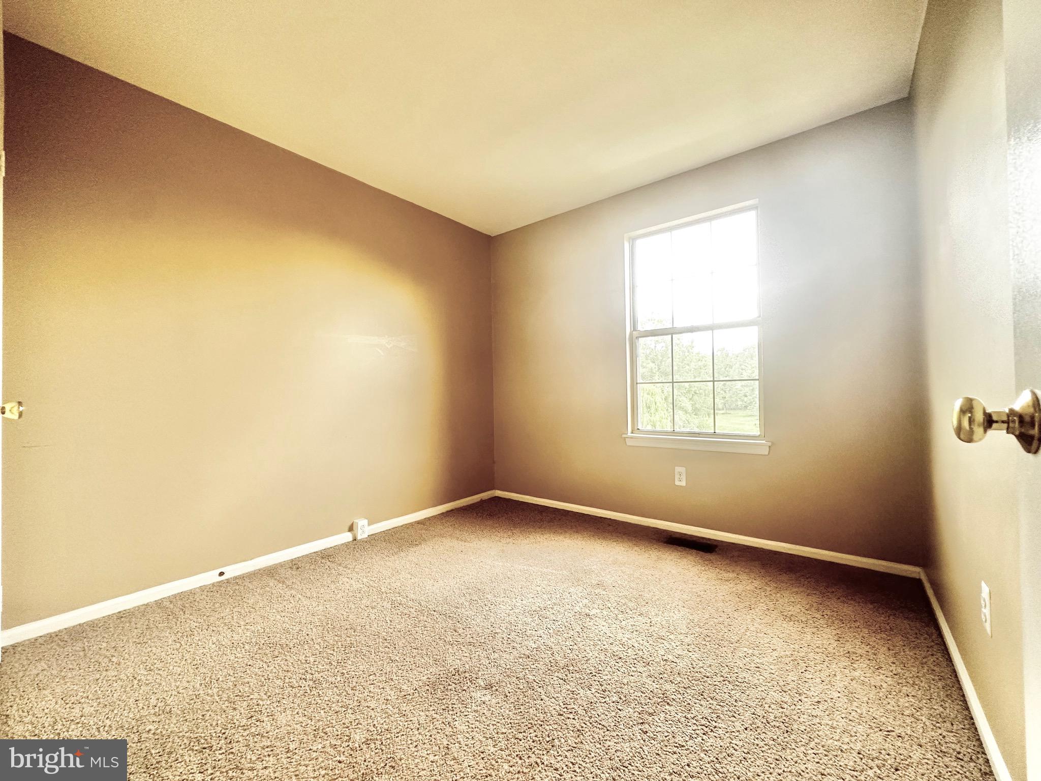 TUDOR OAKS (TH) - Residential Lease