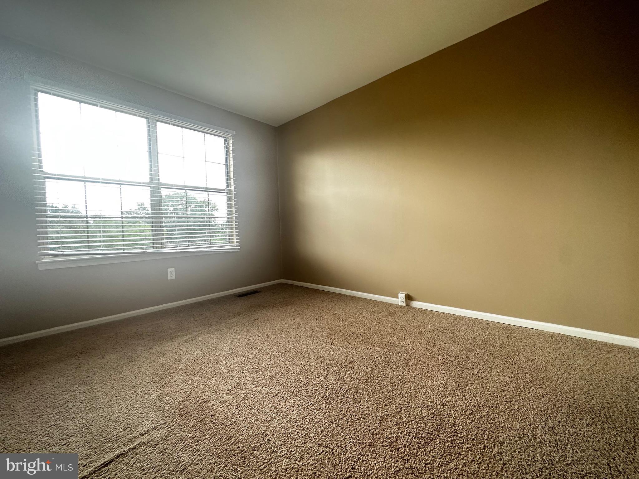 TUDOR OAKS (TH) - Residential Lease