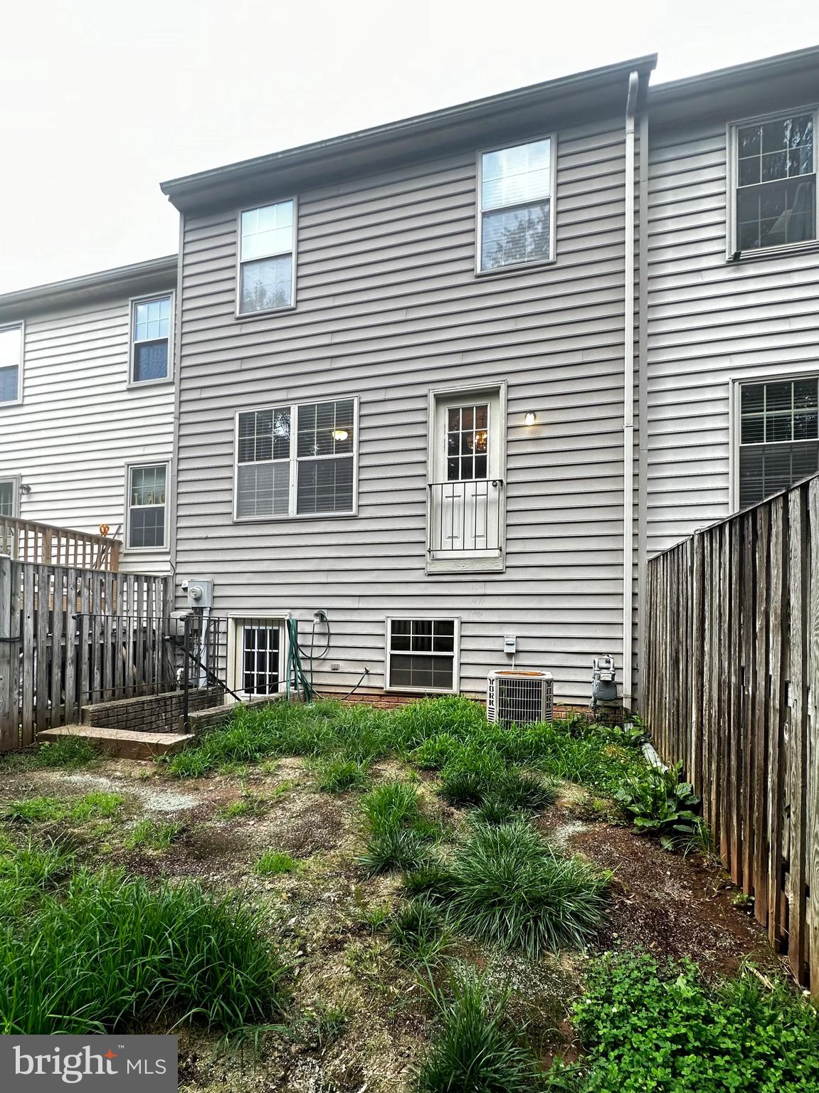 TUDOR OAKS (TH) - Residential Lease