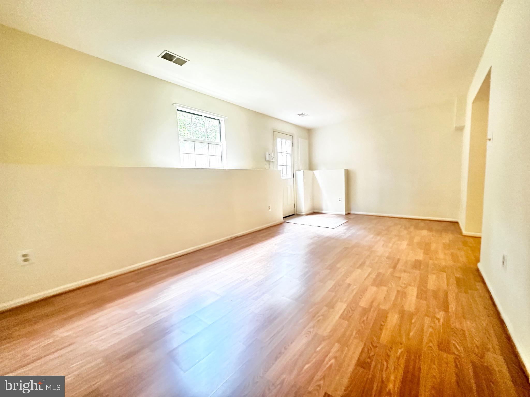 TUDOR OAKS (TH) - Residential Lease