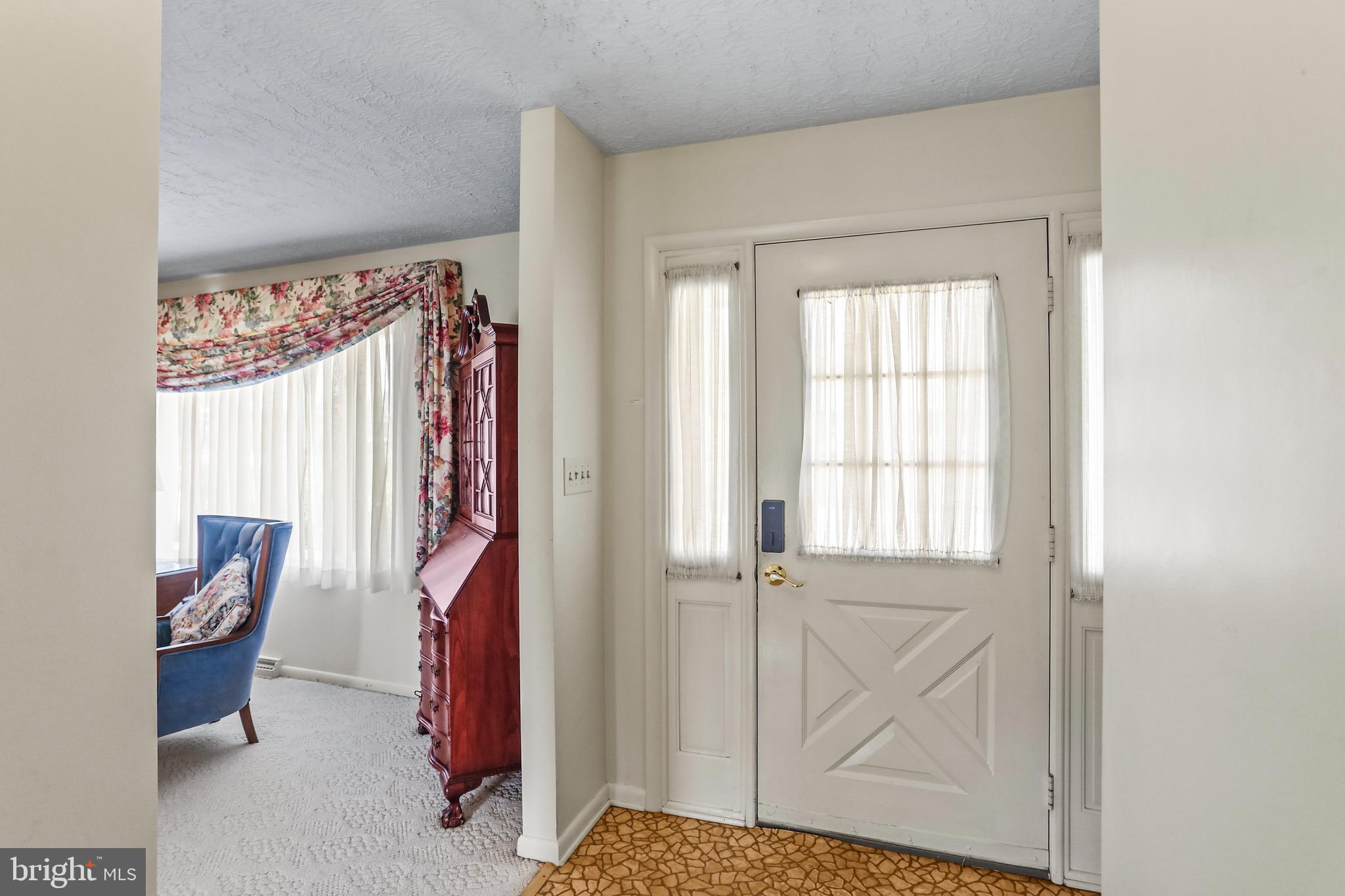 102 SKYVIEW DRIVE