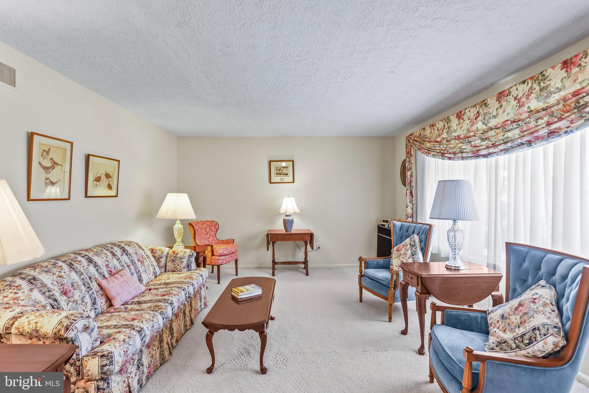 102 SKYVIEW DRIVE