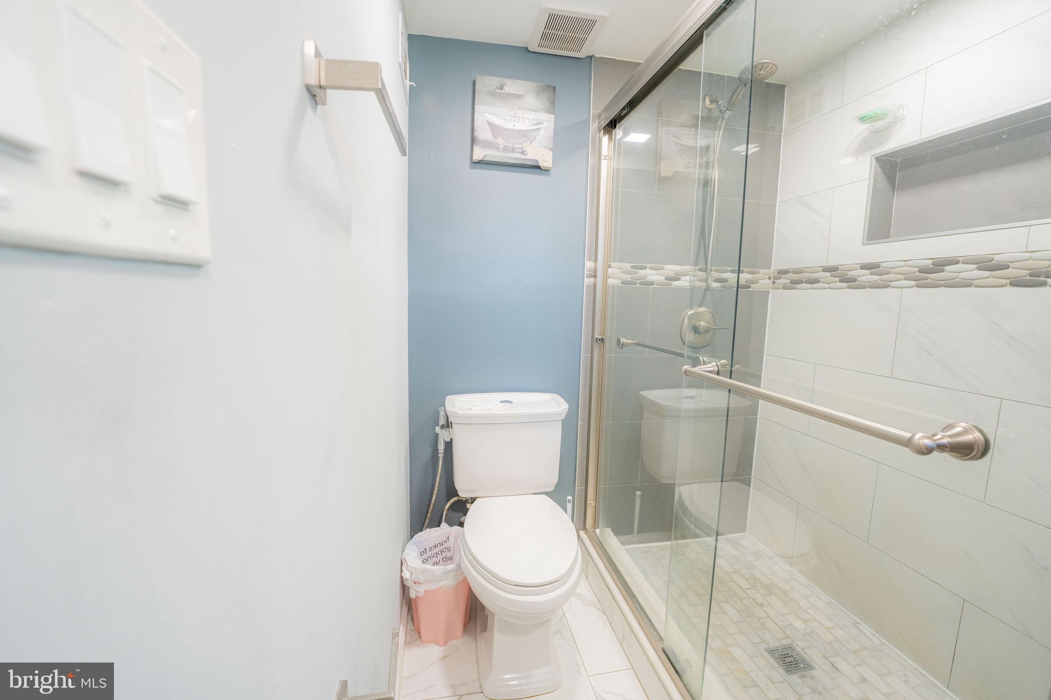 CHESTNUT RIDGE MANOR - Residential