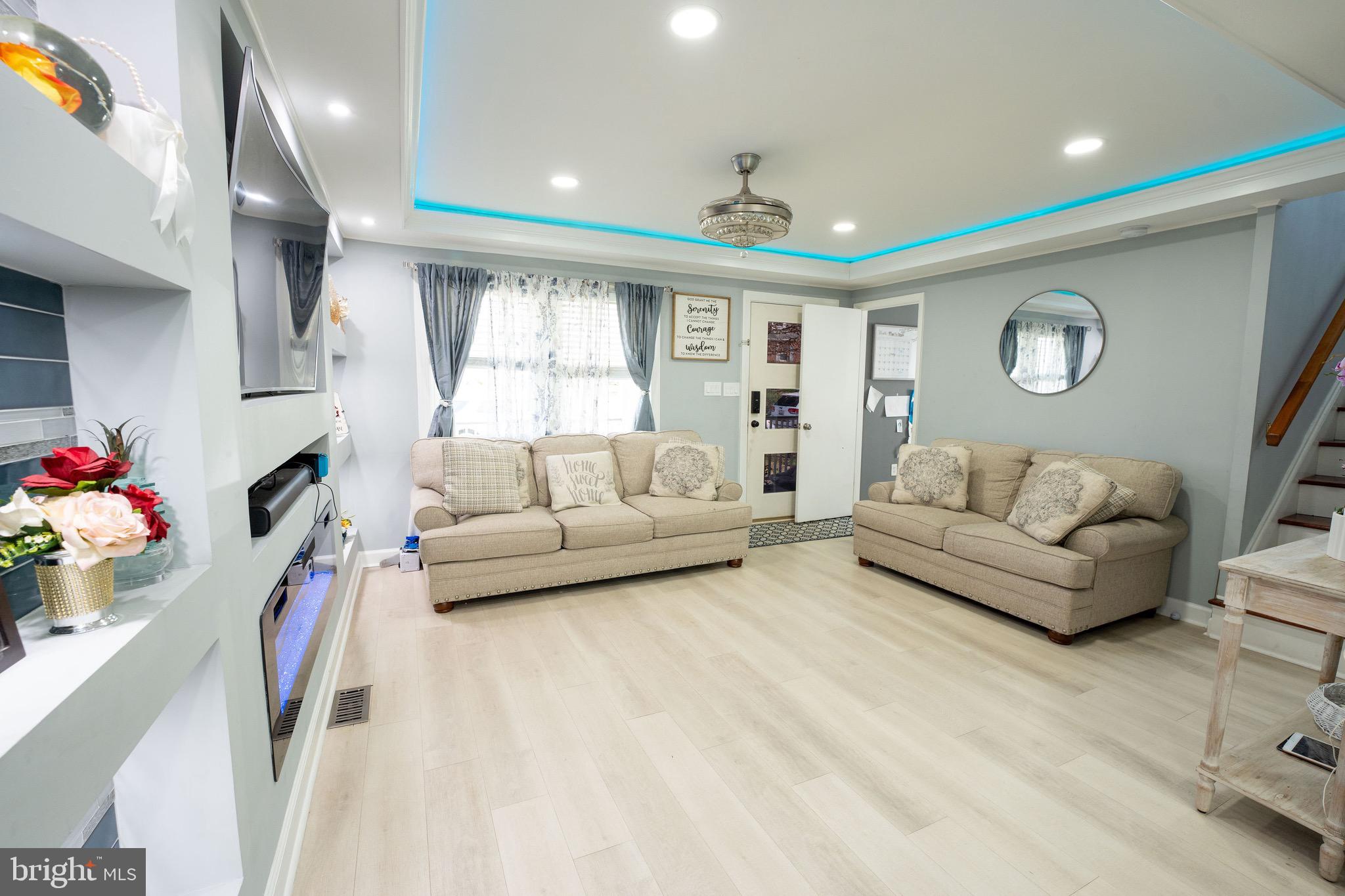 CHESTNUT RIDGE MANOR - Residential