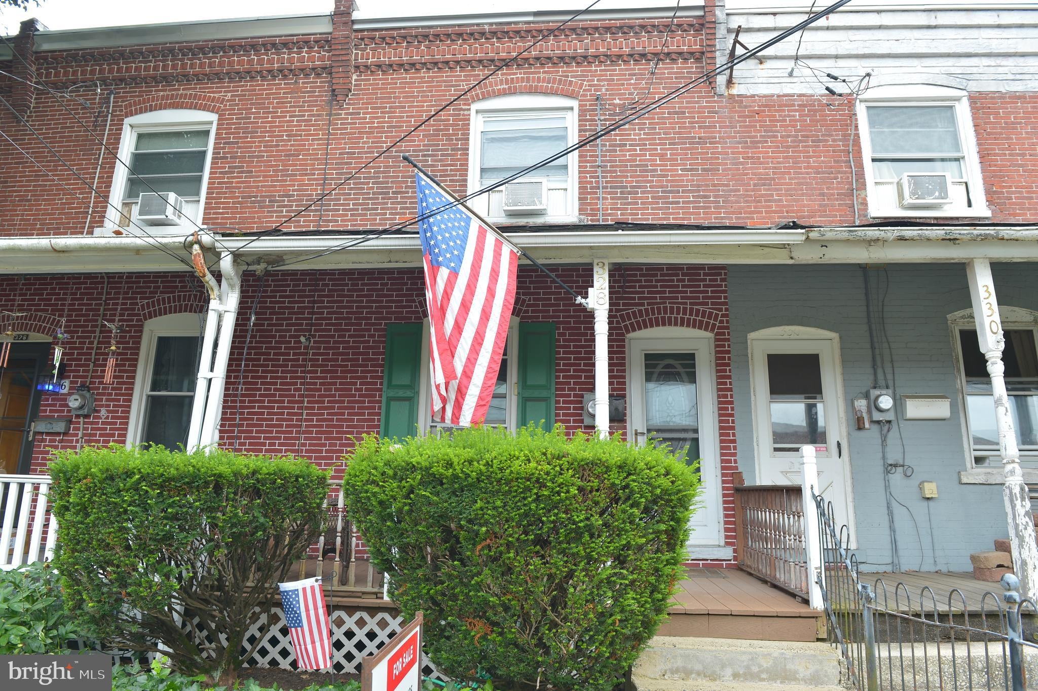 328 W FIFTH STREET