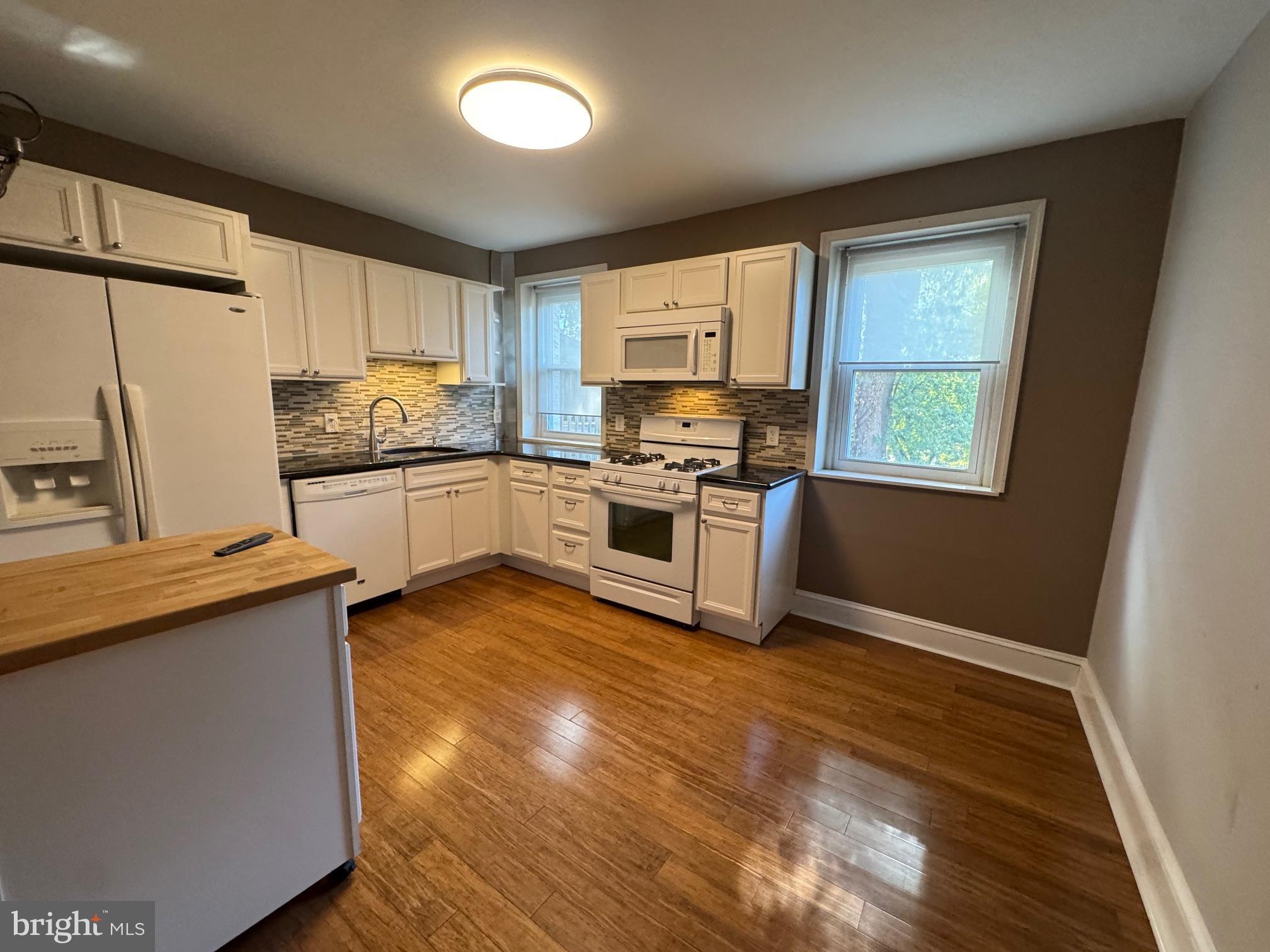 CONSHOHOCKEN - Residential Lease